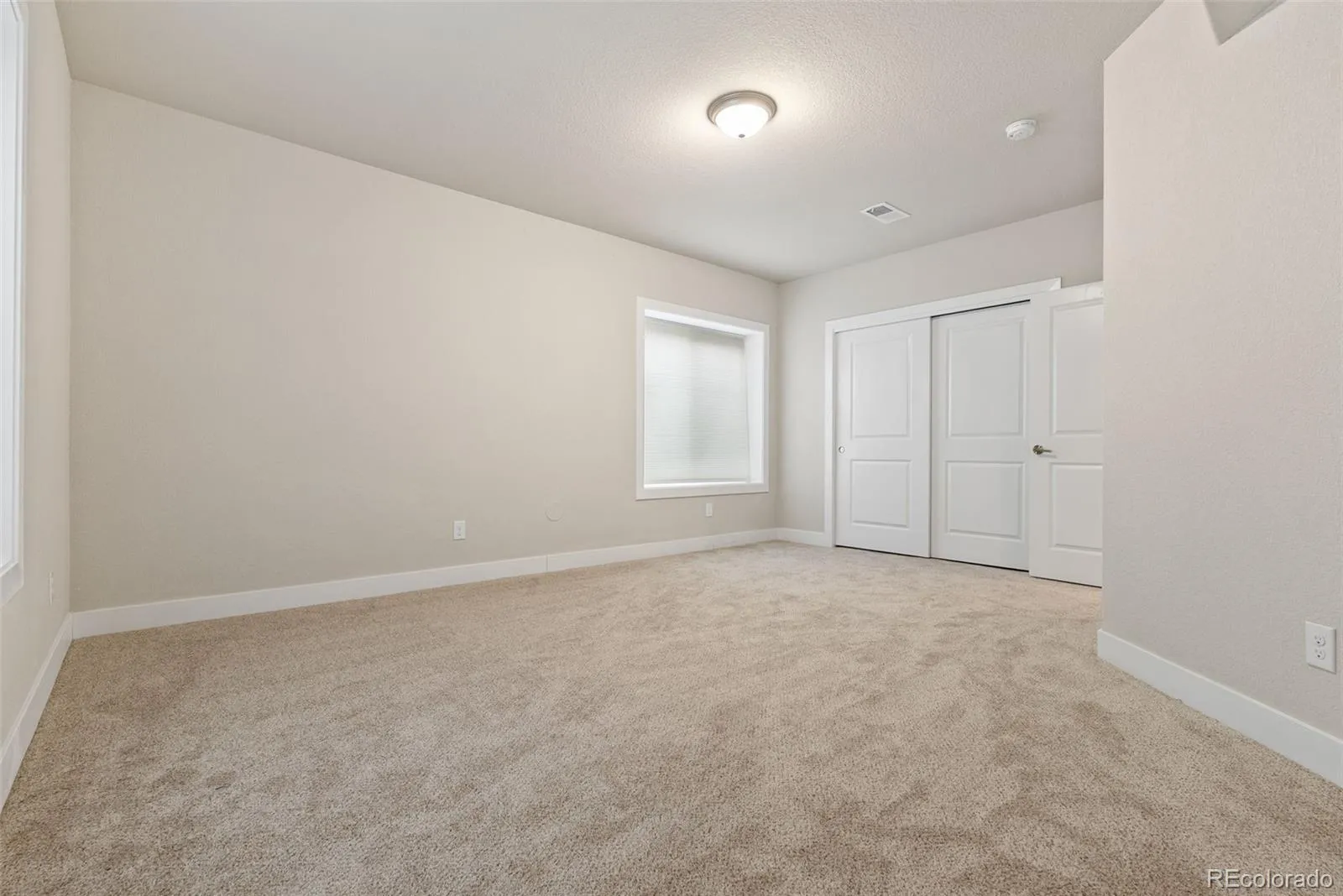 27620 E Lakeview Drive Aurora CO 80016 MLS #REC4770005 05282026014856 1600 37