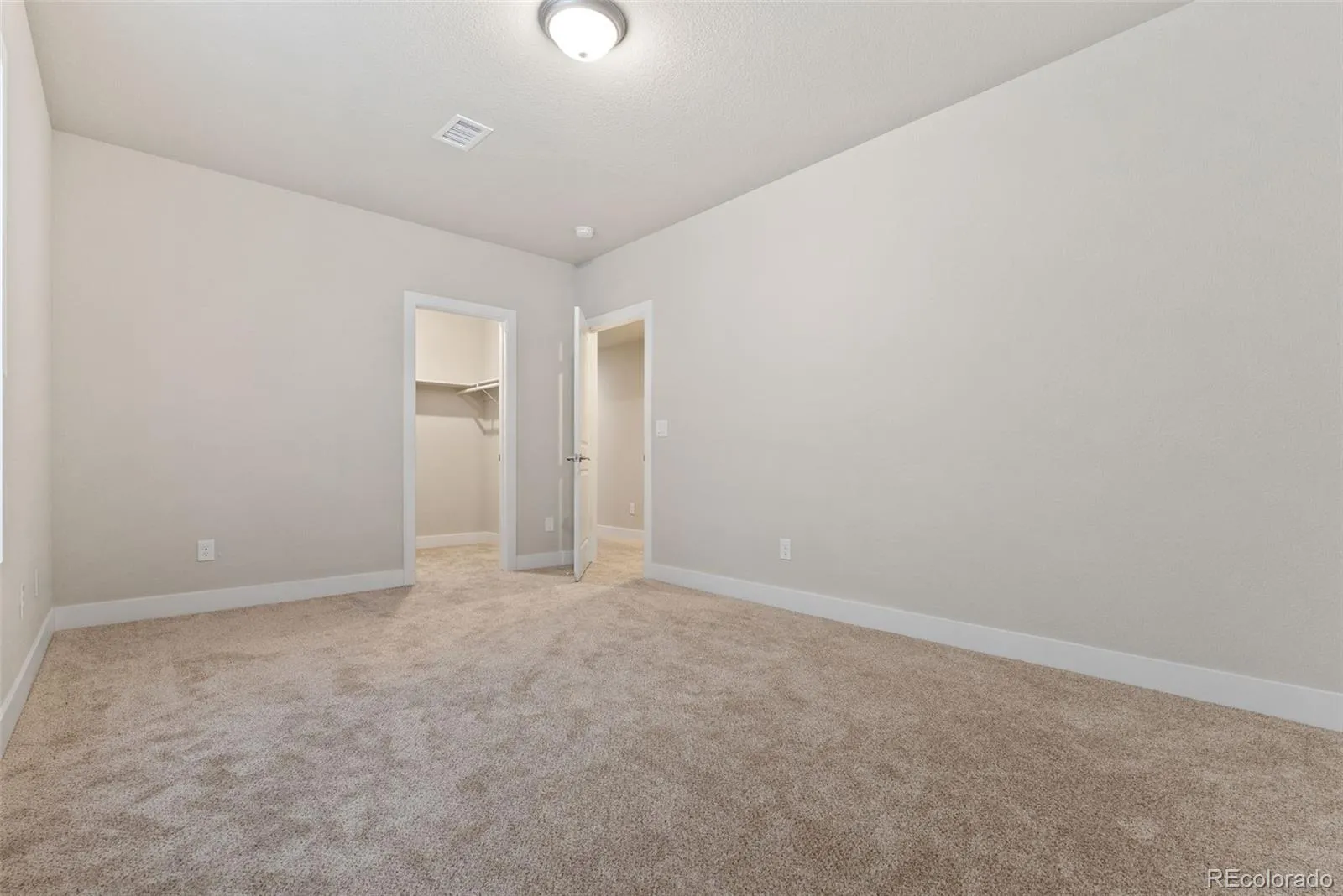 27620 E Lakeview Drive Aurora CO 80016 MLS #REC4770005 05282026014856 1600 38