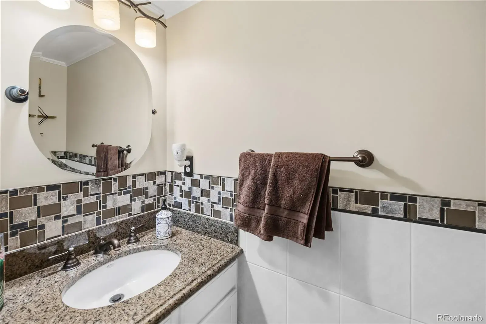 11072025010946 1600 17