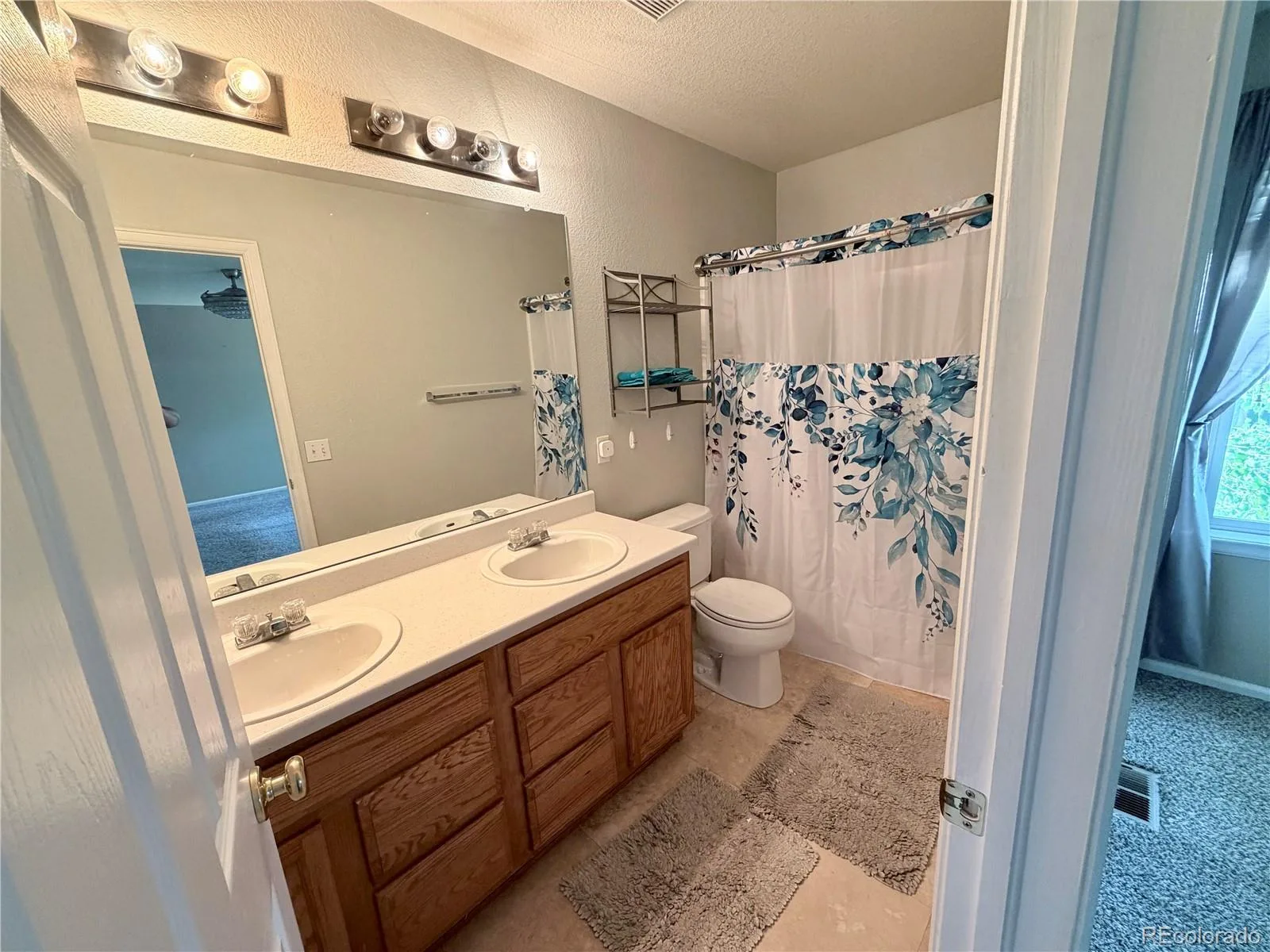 2695 E 109th Avenue Northglenn CO 80233 MLS #REC4773427 06042026141307 1600 11