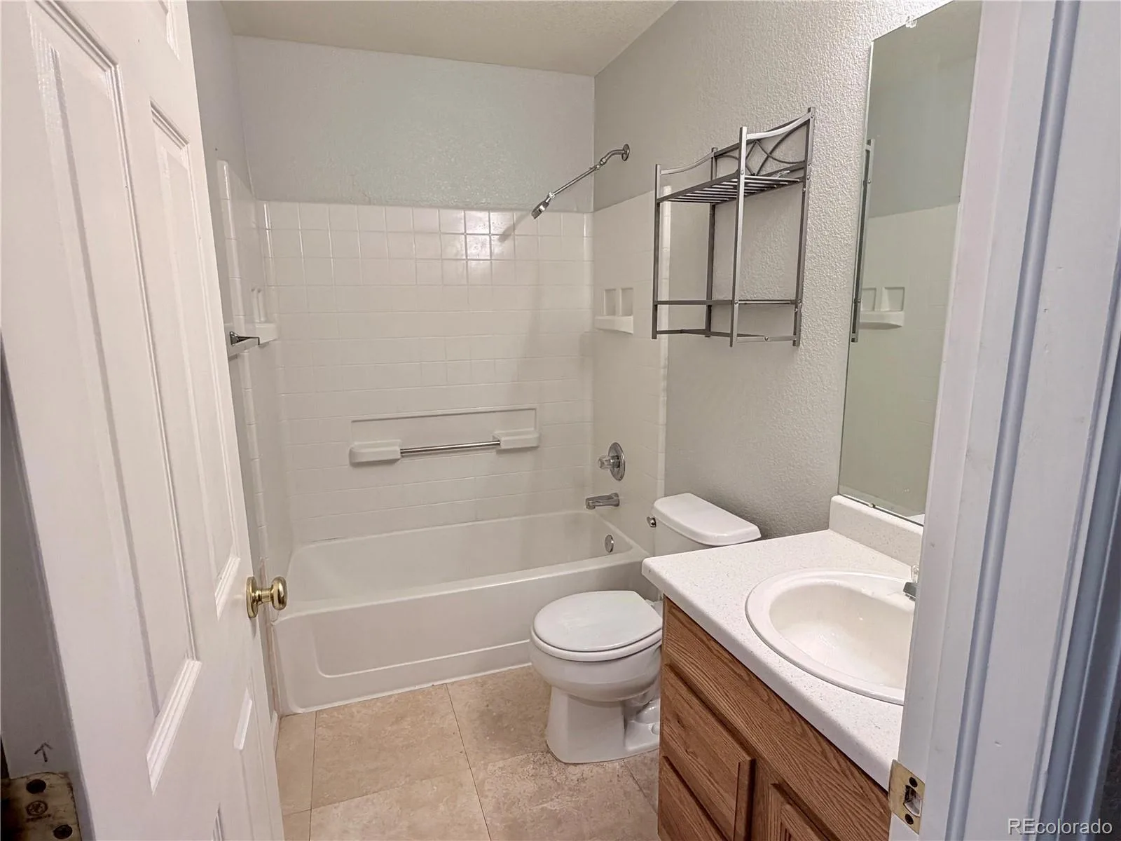 2695 E 109th Avenue Northglenn CO 80233 MLS #REC4773427 06042026141307 1600 14