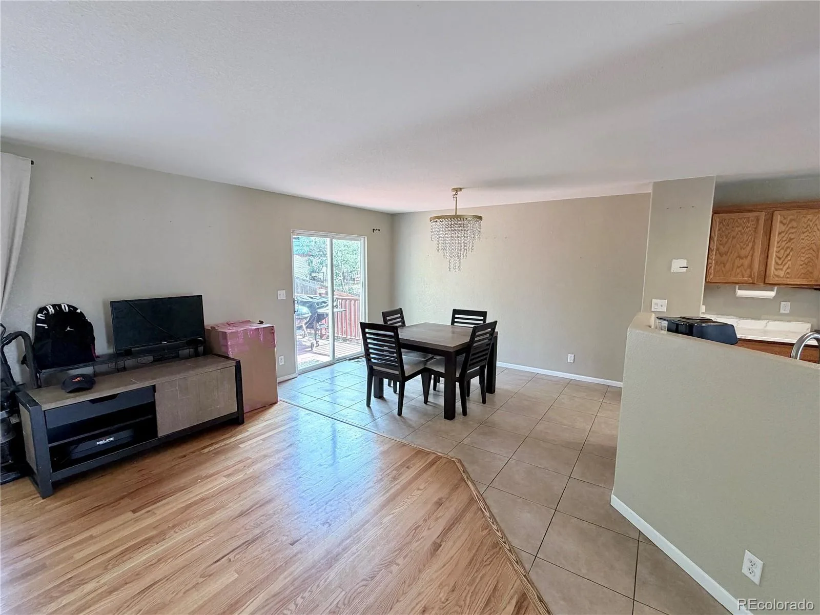 2695 E 109th Avenue Northglenn CO 80233 MLS #REC4773427 06042026141307 1600 6