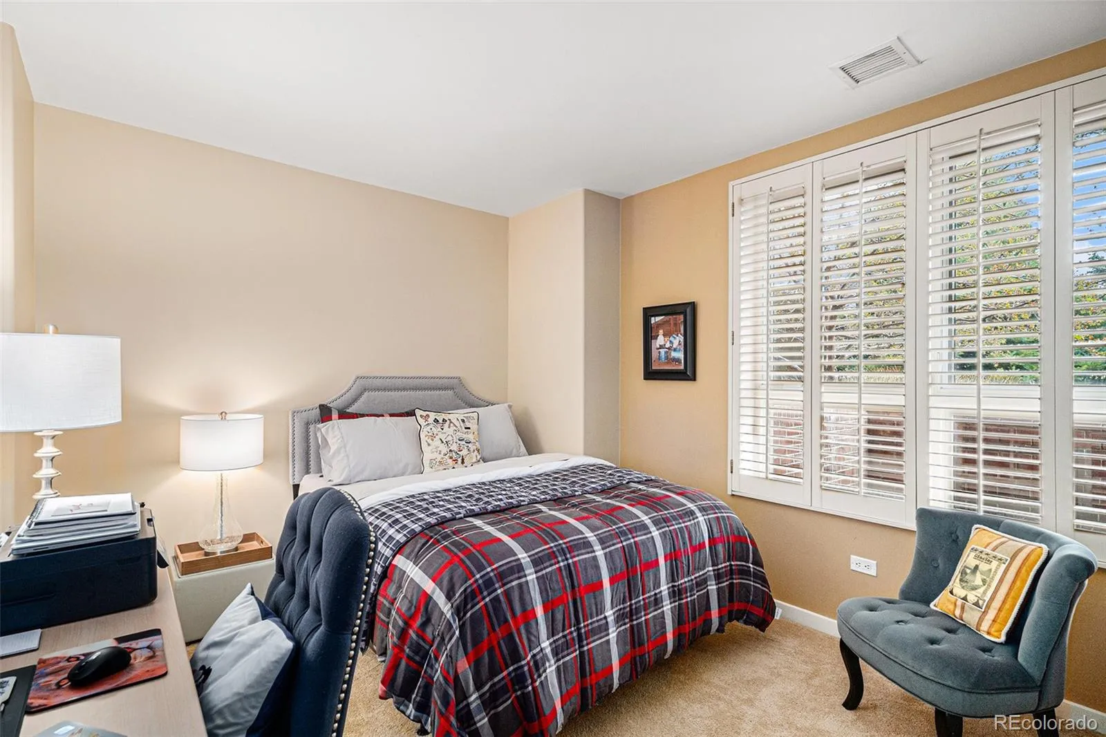 04012026185842 1600 17