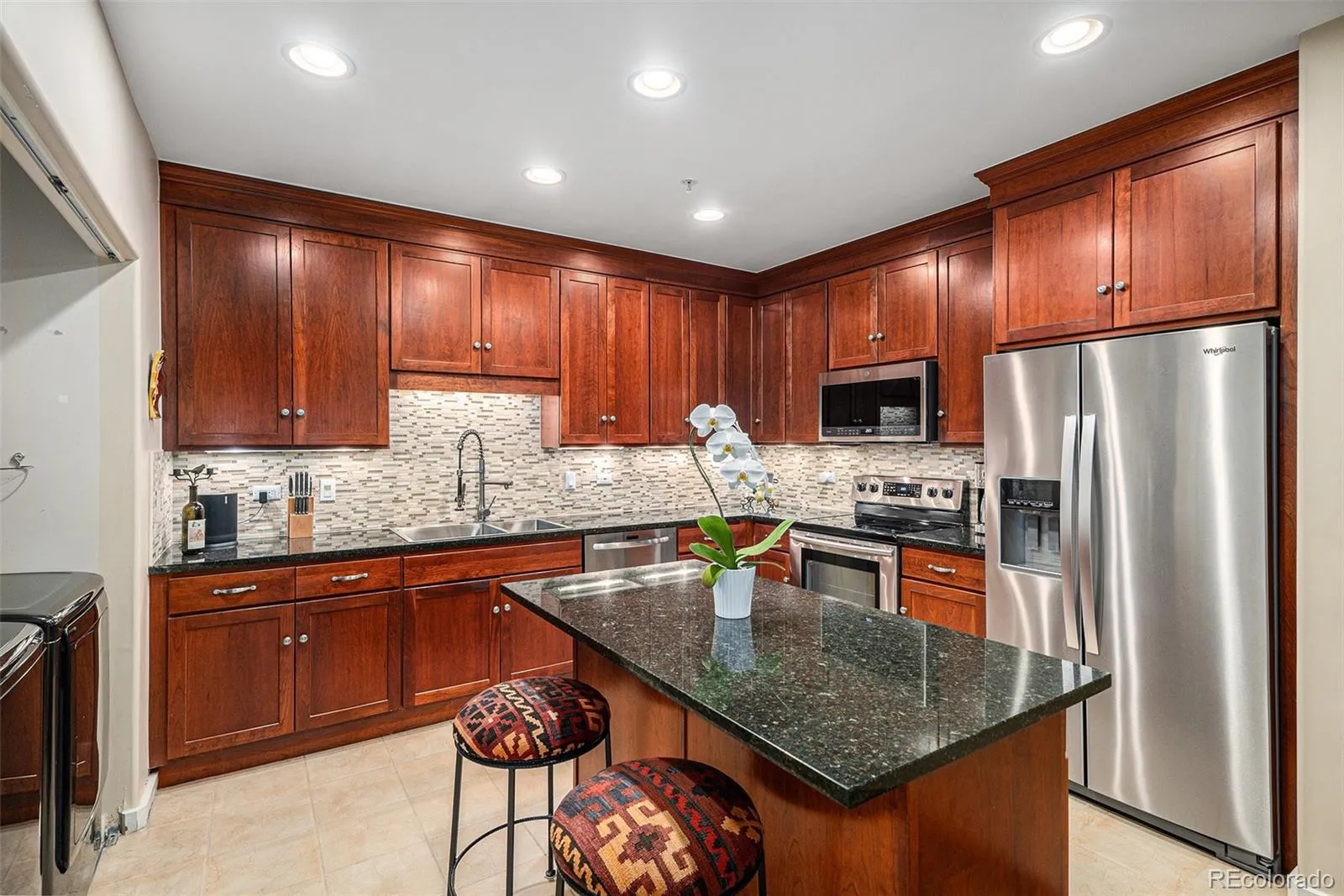 04012026185842 1600 2