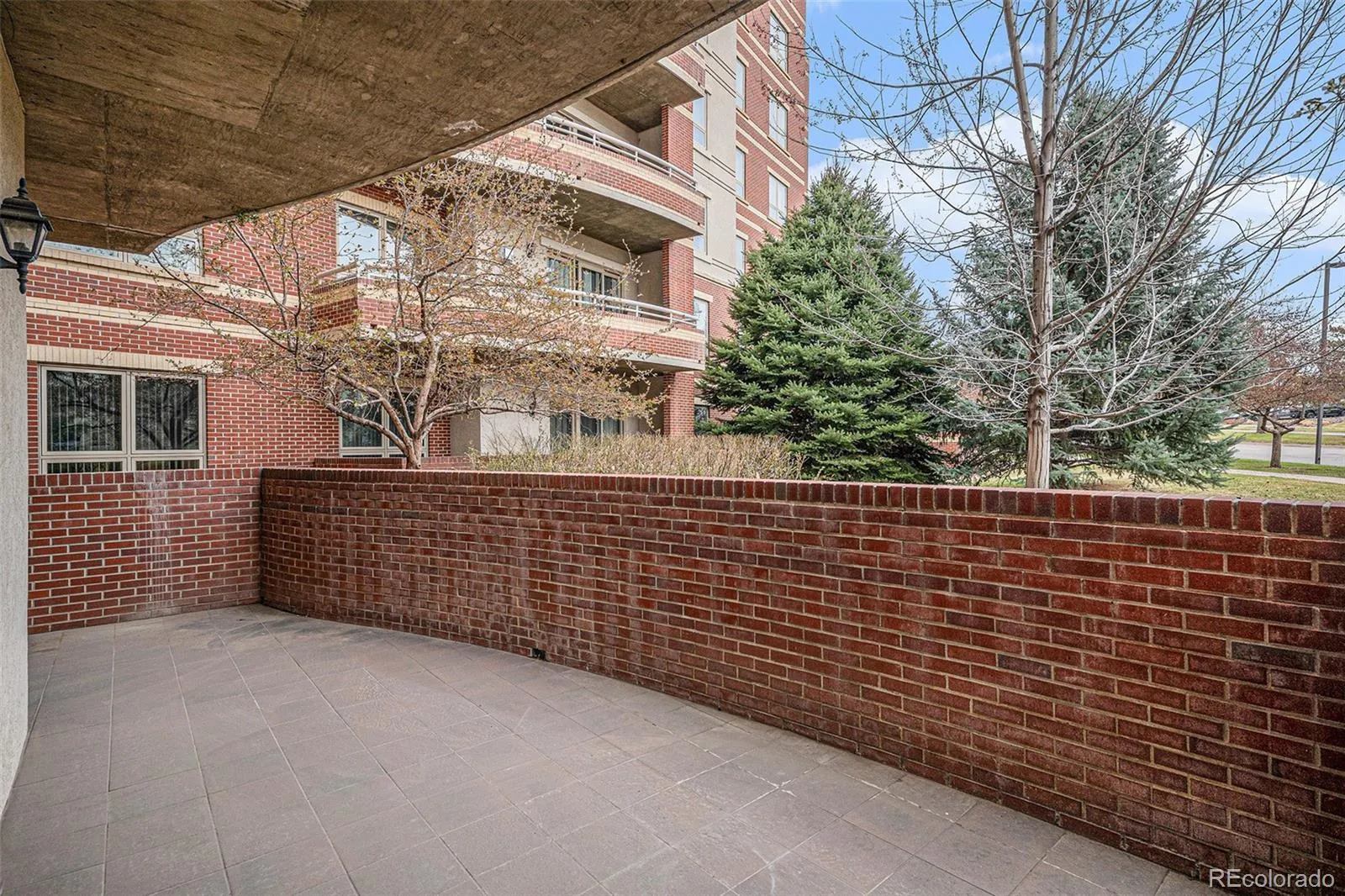 04012026185842 1600 24