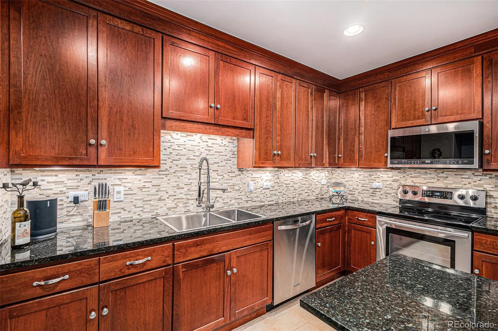 04012026185842 1600 4