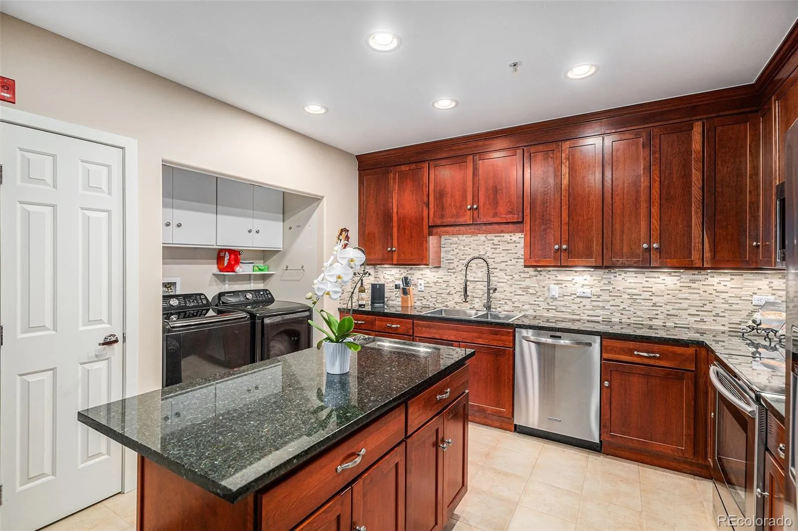 04012026185842 1600 6