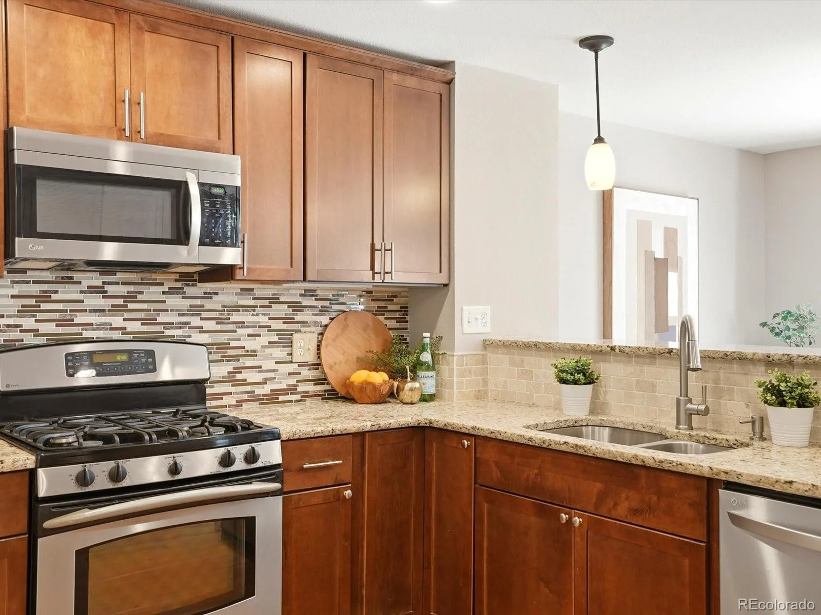 6570 W 96th Drive Broomfield CO 80021 | MLS #REC4774202 07222026145259 1600 12