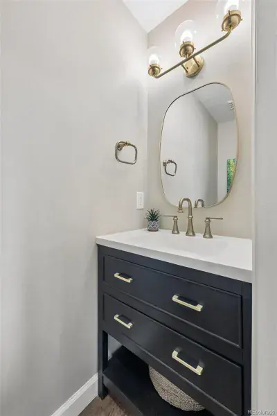 03012026204420 800 15