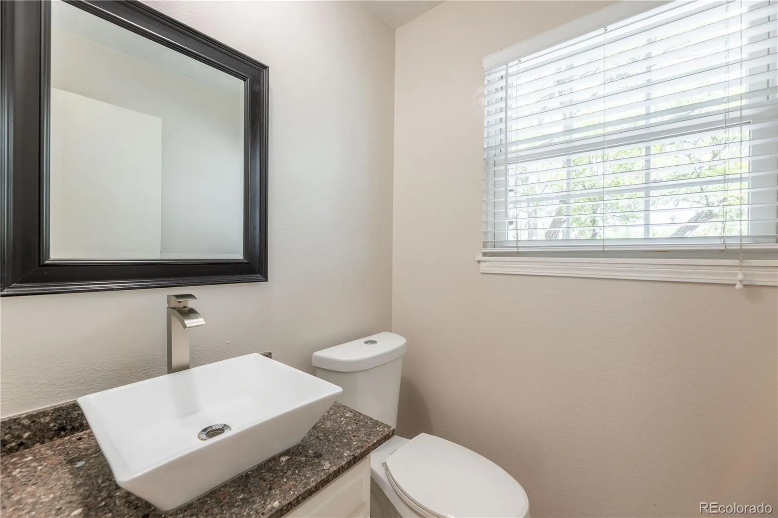 1811 S Quebec Way #3 Denver CO 80231 MLS #REC4782169 05232026094217 1600 11