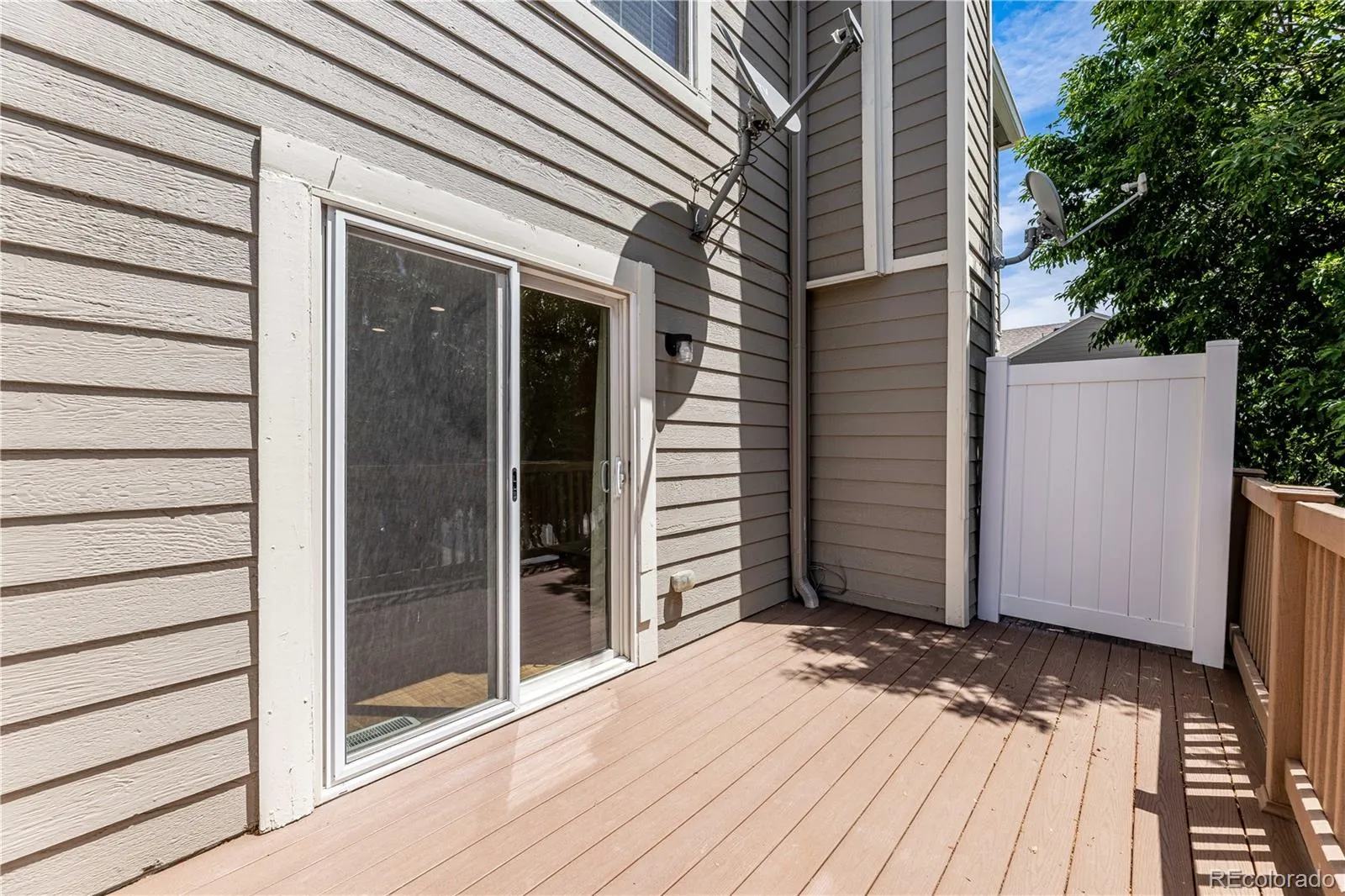 1811 S Quebec Way #3 Denver CO 80231 MLS #REC4782169 05232026094217 1600 6