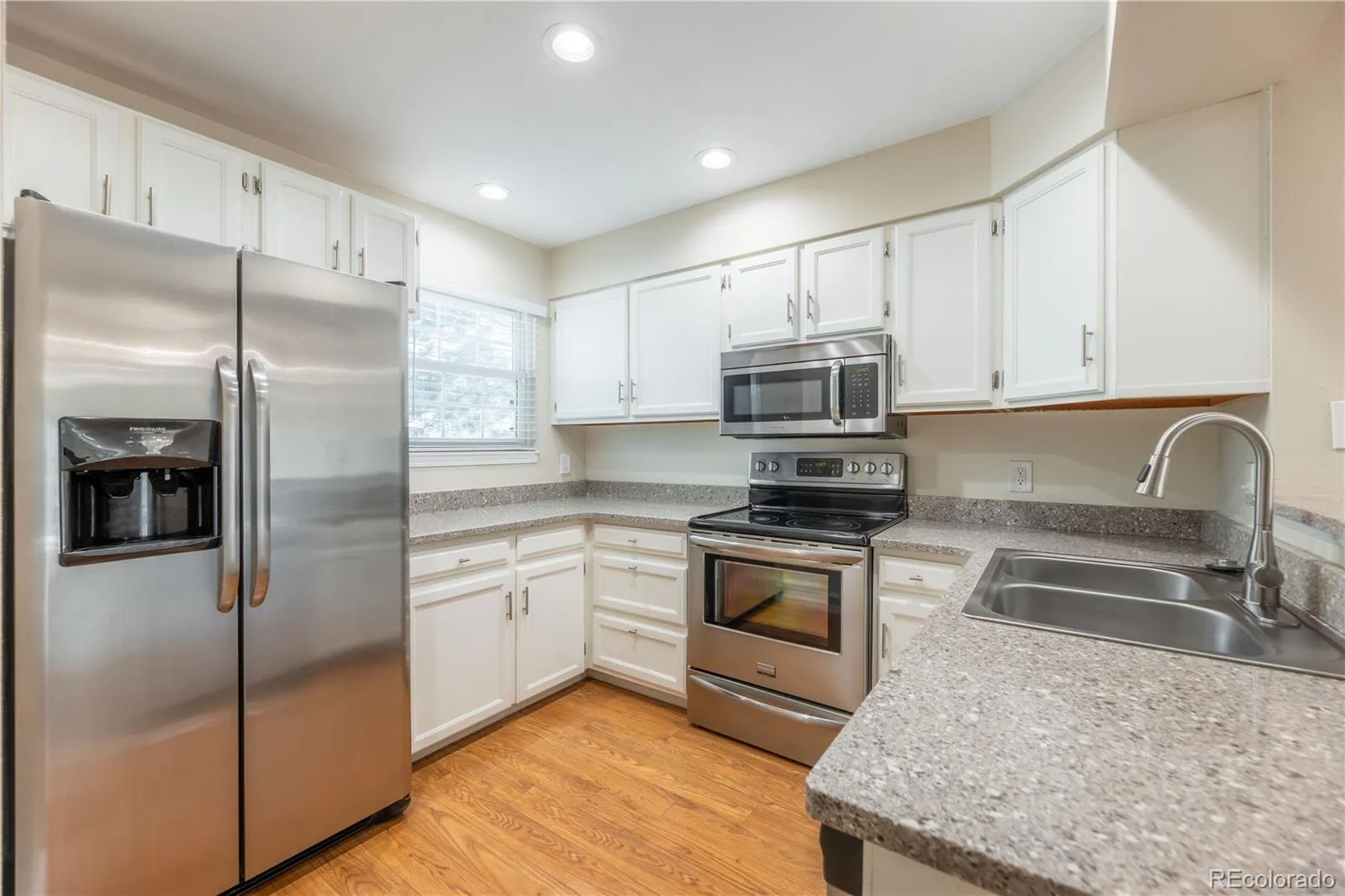 1811 S Quebec Way #3 Denver CO 80231 MLS #REC4782169 05232026094217 1600 9
