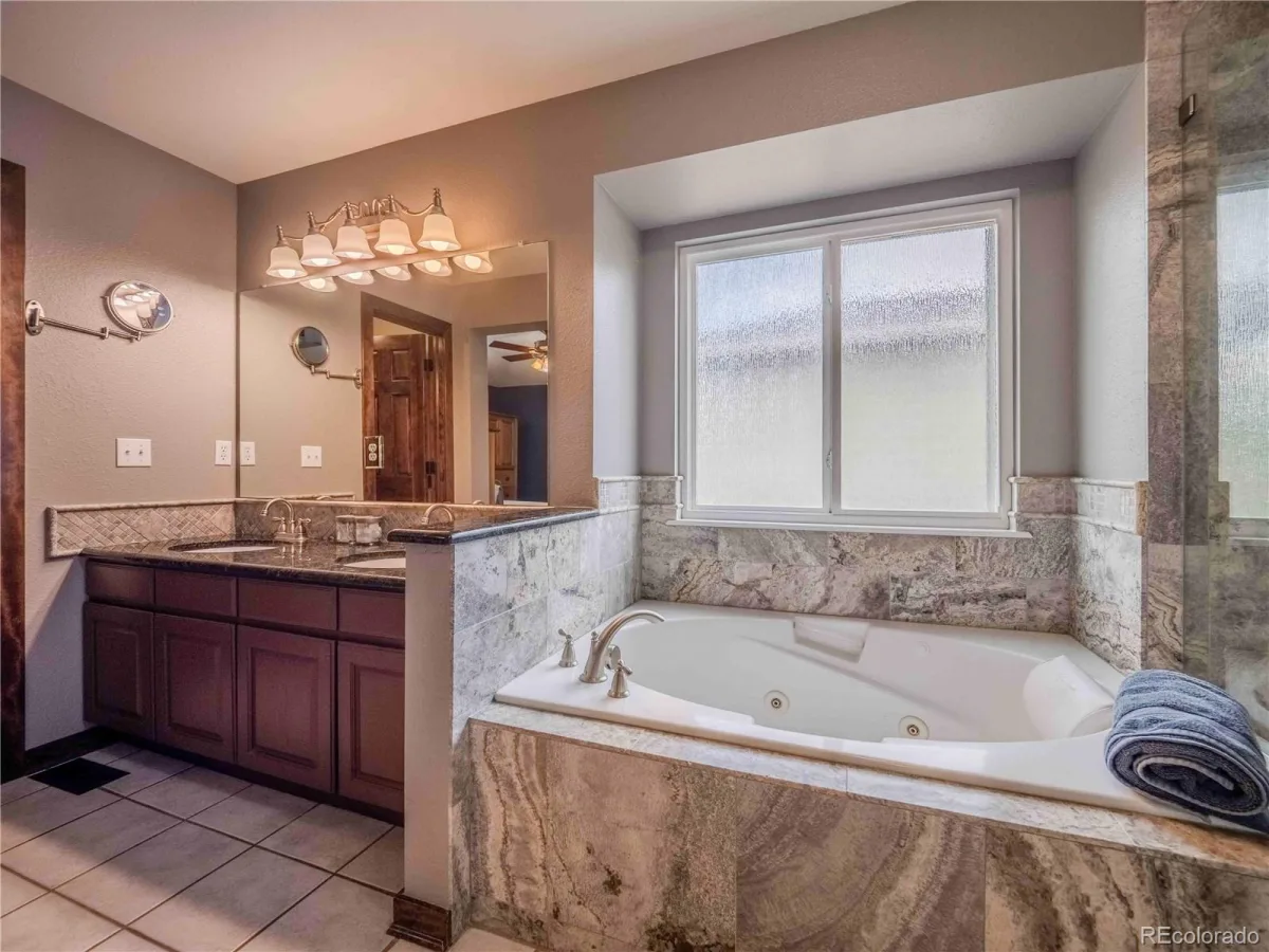 10071 Silver Maple Circle Highlands Ranch CO 80129 MLS #REC4782269 06092026000427 1200 27