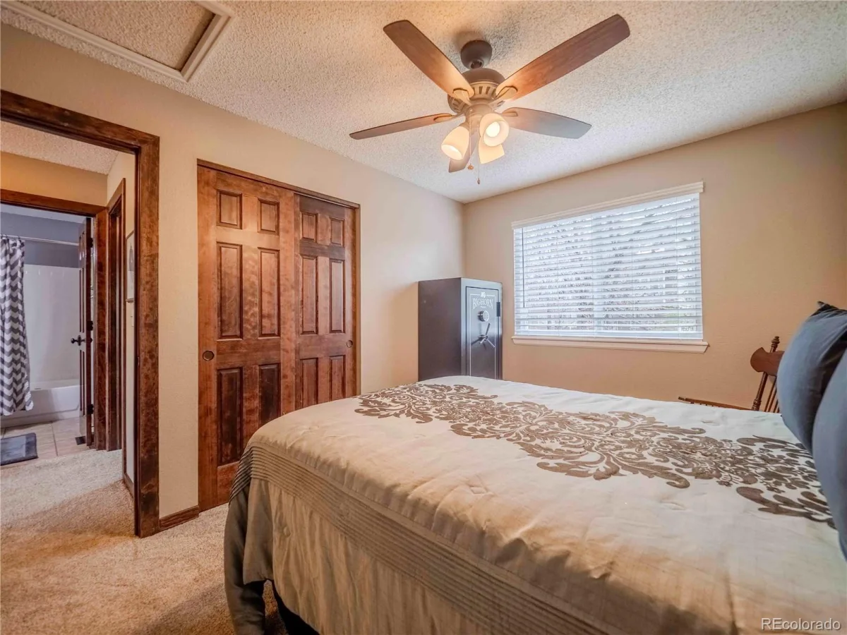 10071 Silver Maple Circle Highlands Ranch CO 80129 MLS #REC4782269 06092026000427 1200 33