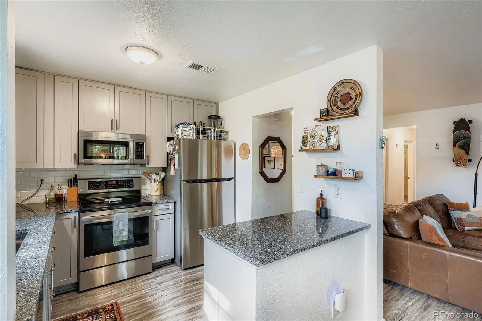 10960 W Florida Avenue #104 Lakewood CO 80232 MLS #REC4783928 06102026201827 1600 4