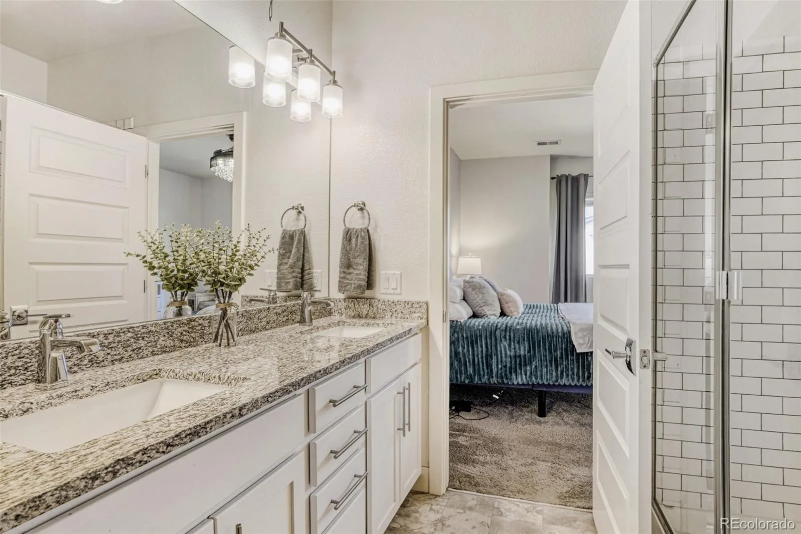 19562 E Sunset Circle Centennial CO 80015 | MLS #REC4787432 04012026150554 1600 15