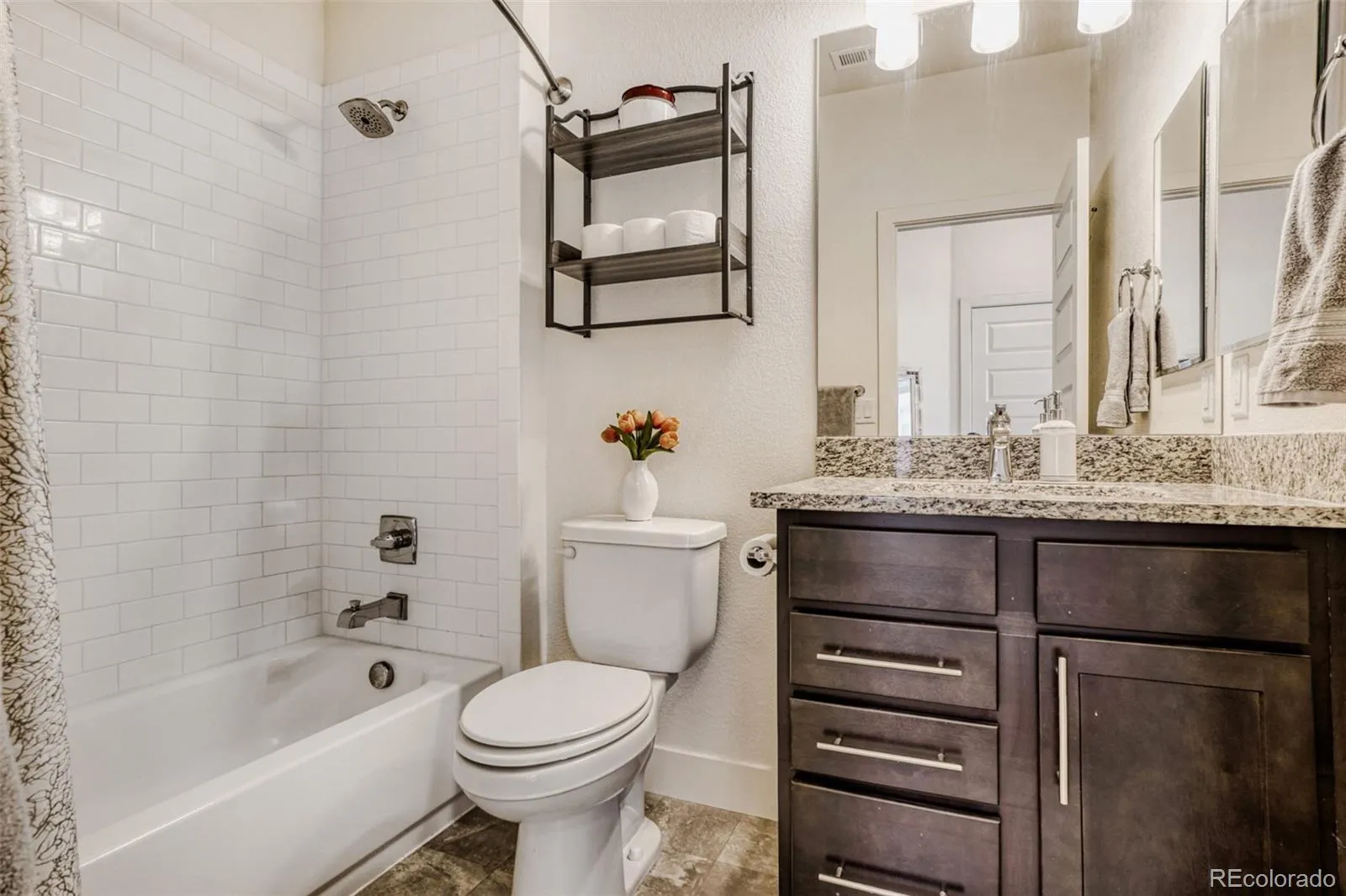 19562 E Sunset Circle Centennial CO 80015 | MLS #REC4787432 04012026150554 1600 18