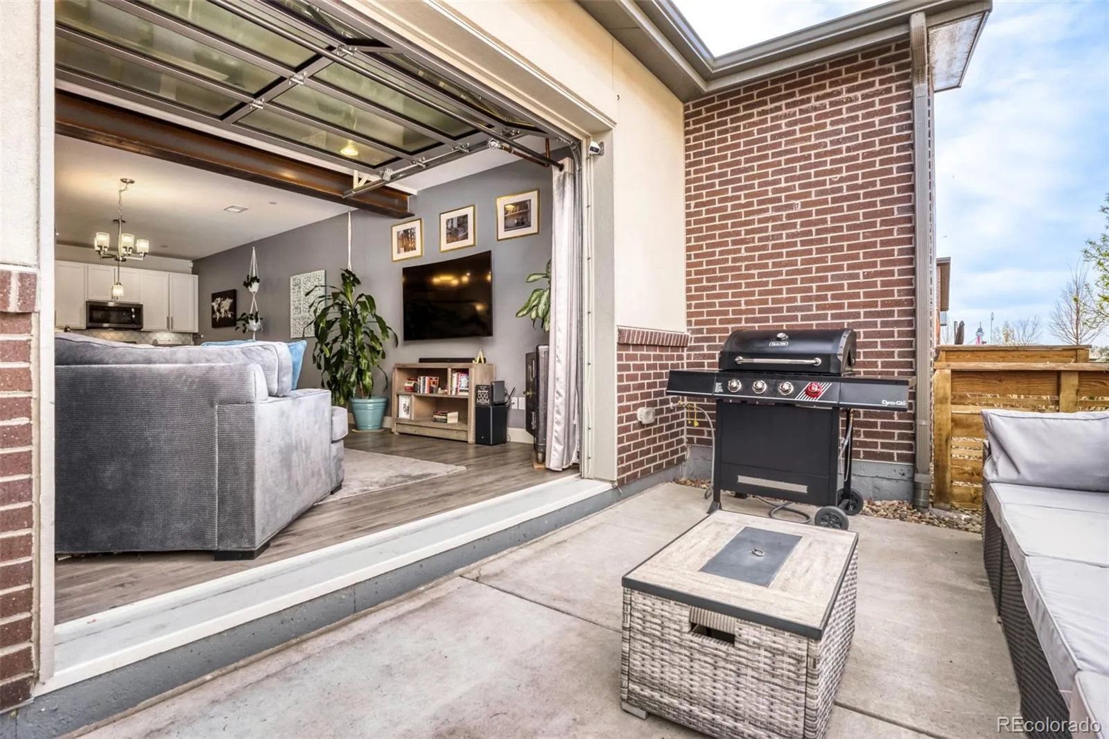 19562 E Sunset Circle Centennial CO 80015 | MLS #REC4787432 04012026150554 1600 3