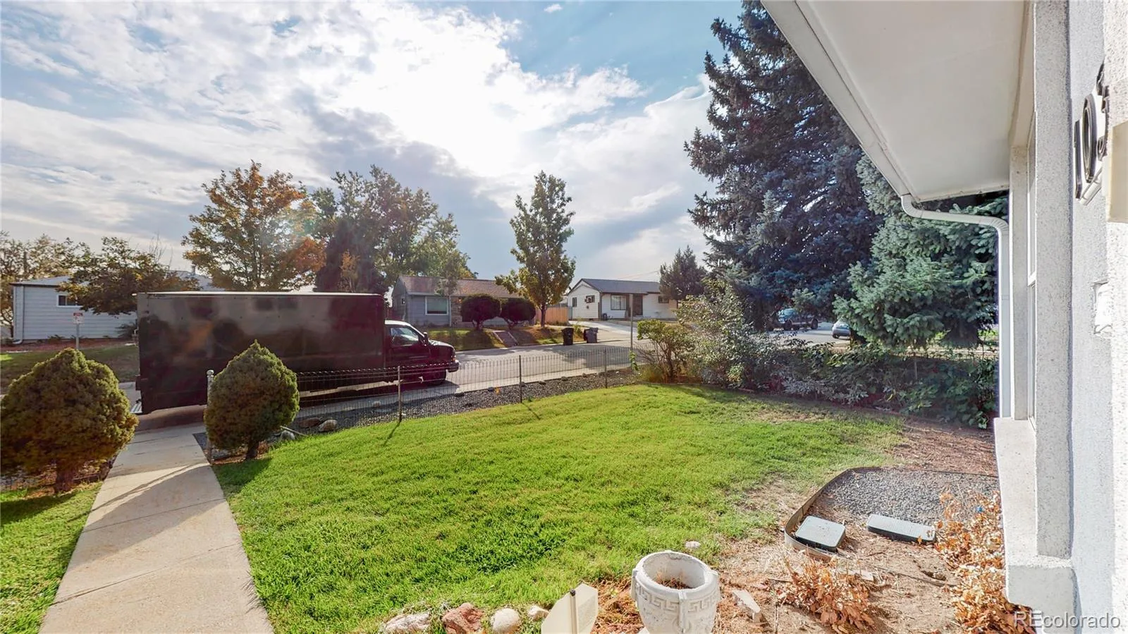 103 S Zenobia Street Denver CO 80219 | MLS #REC4788524 10142026225527 1600 25