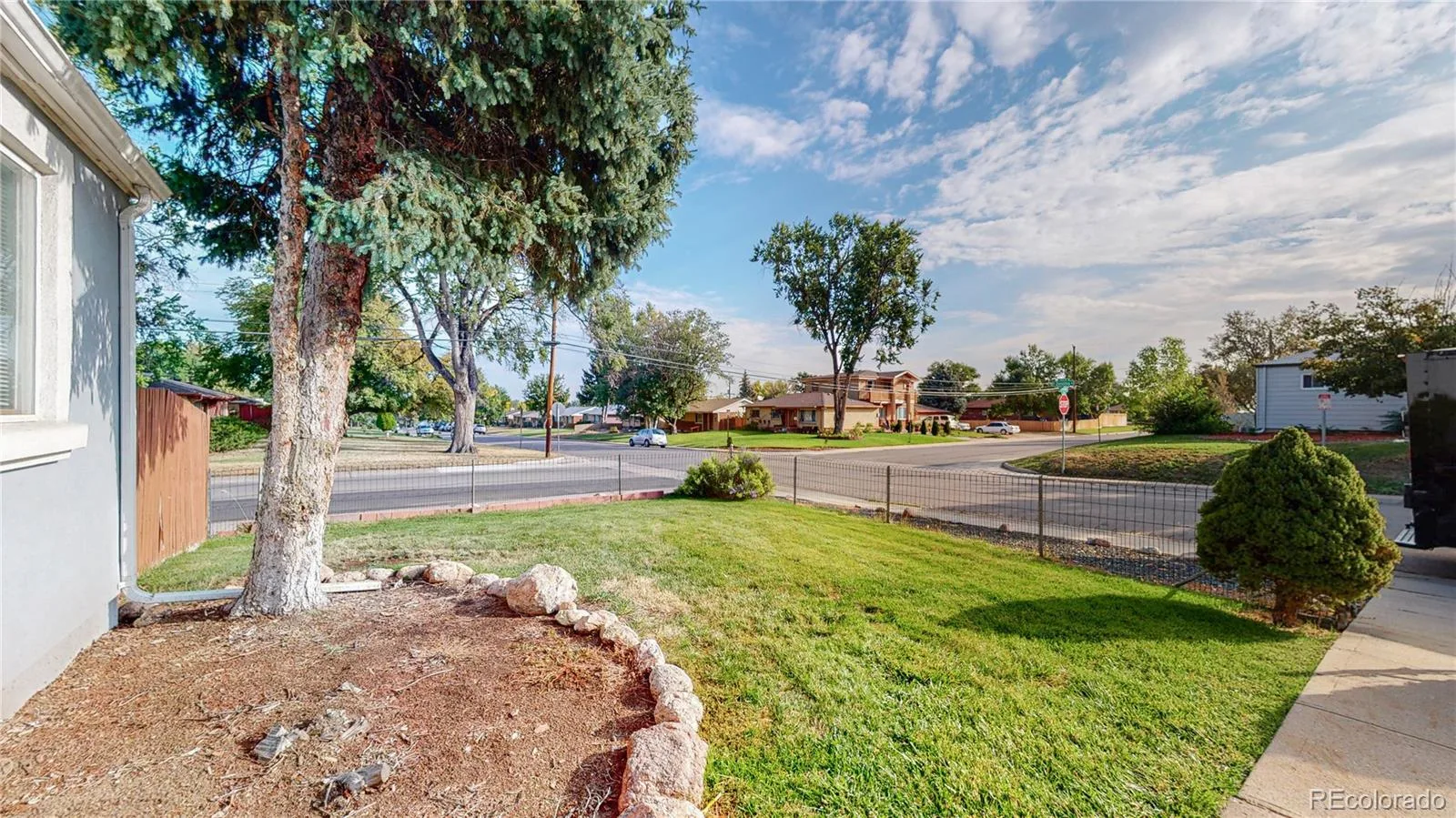 103 S Zenobia Street Denver CO 80219 | MLS #REC4788524 10142026225527 1600 26