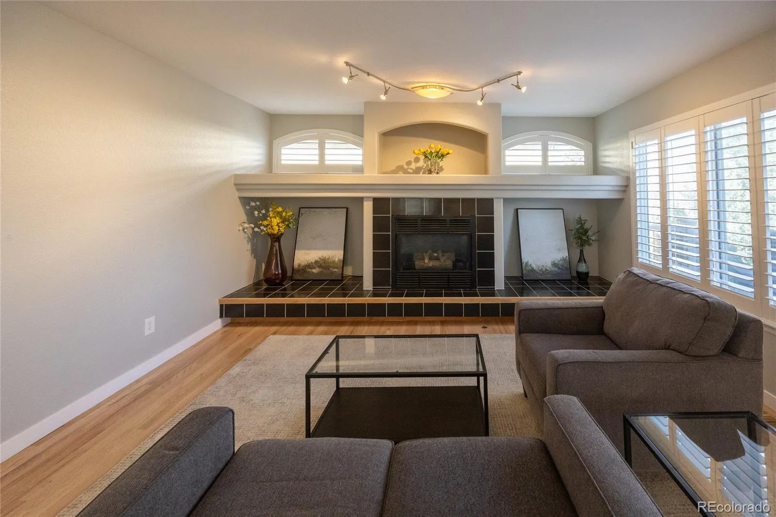 04152026045126 1600 16