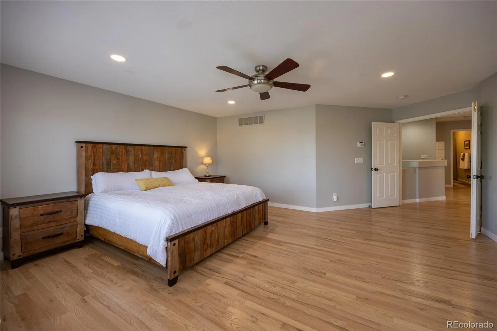 04152026045126 1600 23