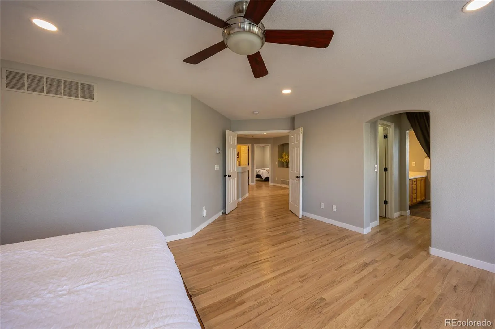 04152026045126 1600 24