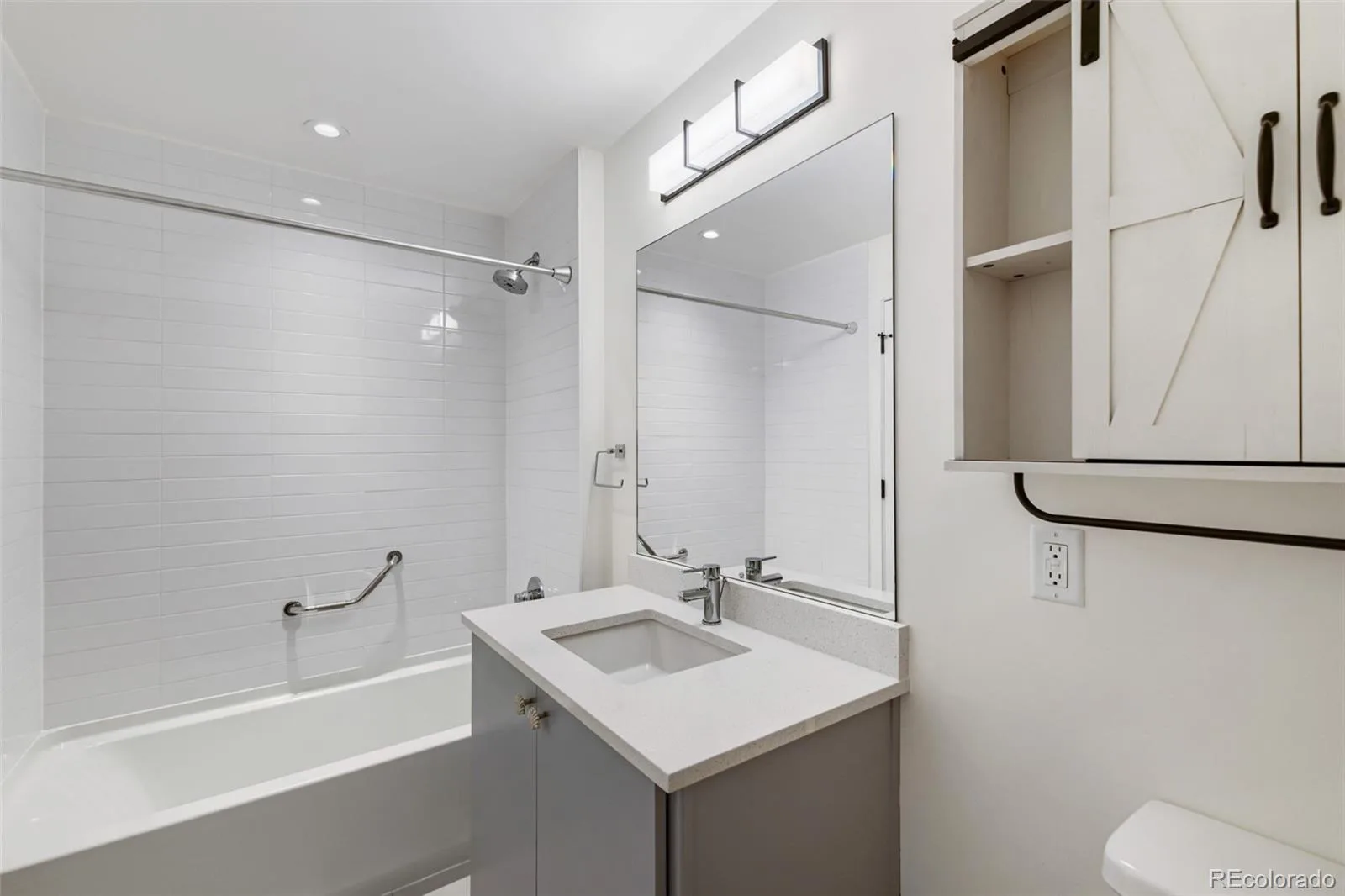 7357 Grandview Avenue #203 Arvada CO 80002 | MLS #REC4791591 08192026192956 1600 24