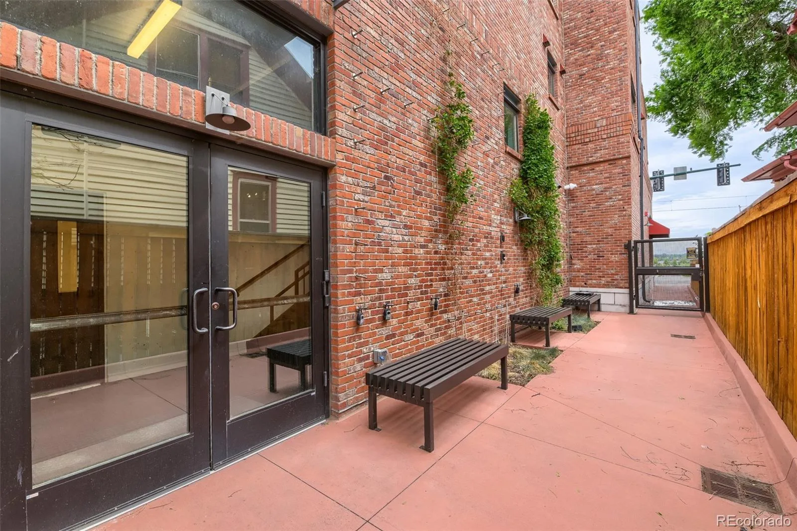 7357 Grandview Avenue #203 Arvada CO 80002 | MLS #REC4791591 08192026192956 1600 28