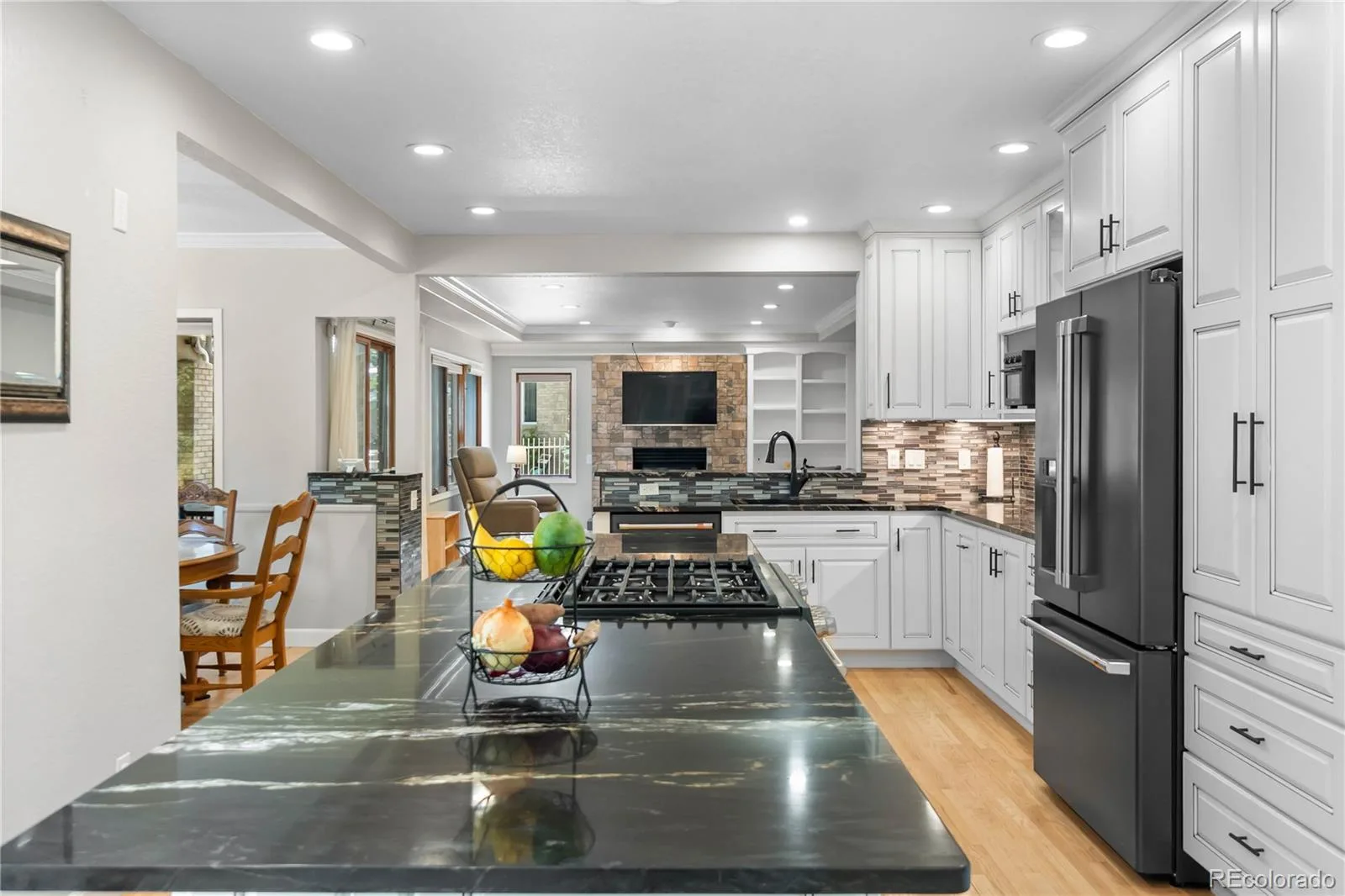 822 Hays Circle Longmont CO 80504 | MLS #REC4793097 08202026211725 1600 15