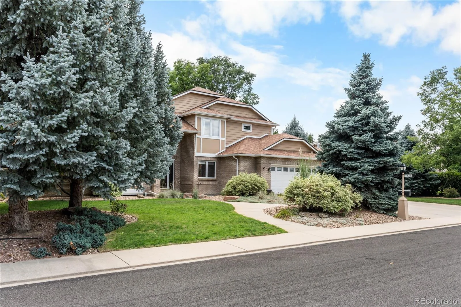 822 Hays Circle Longmont CO 80504 | MLS #REC4793097 08202026211725 1600 2