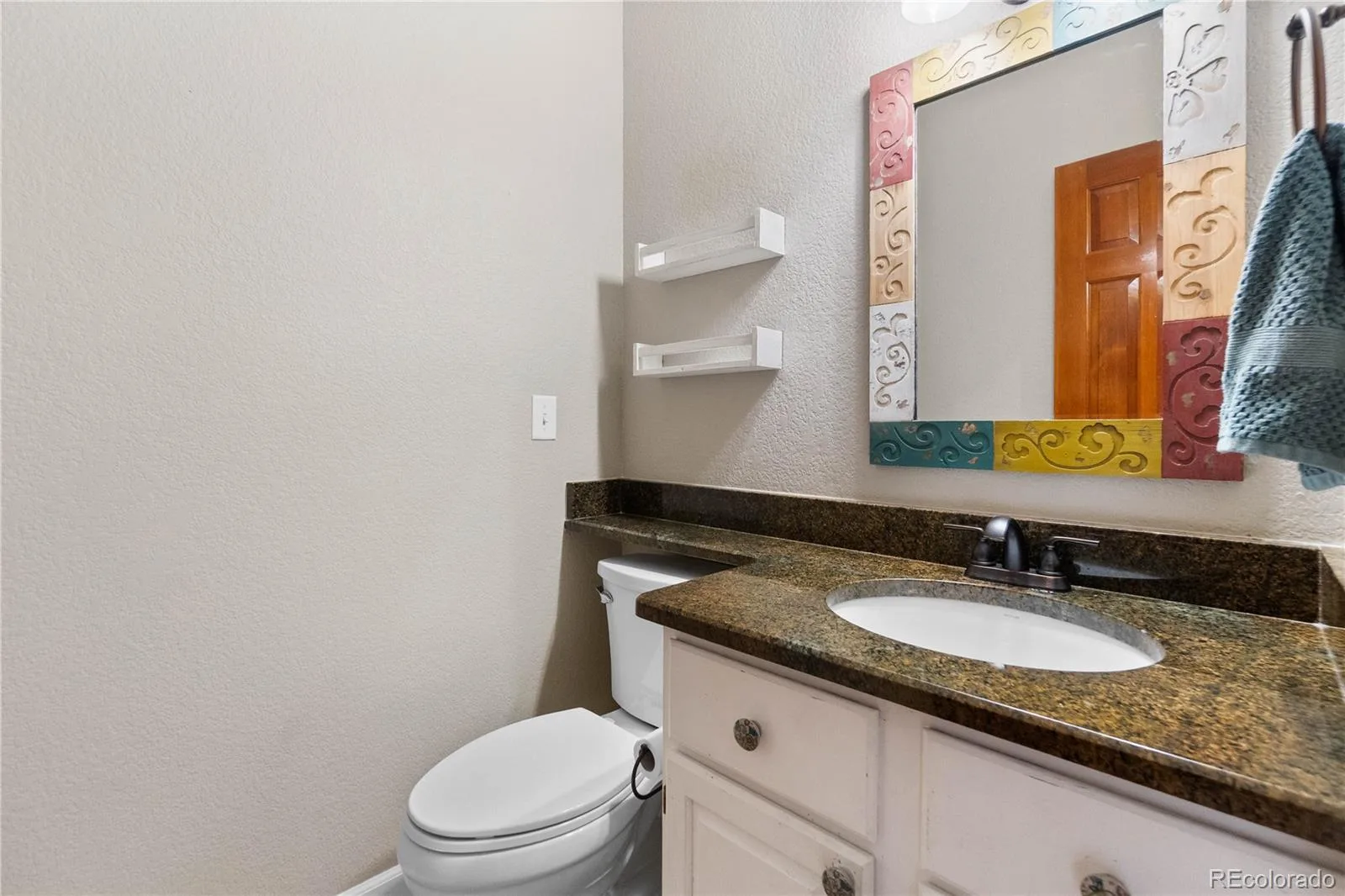 822 Hays Circle Longmont CO 80504 | MLS #REC4793097 08202026211725 1600 21