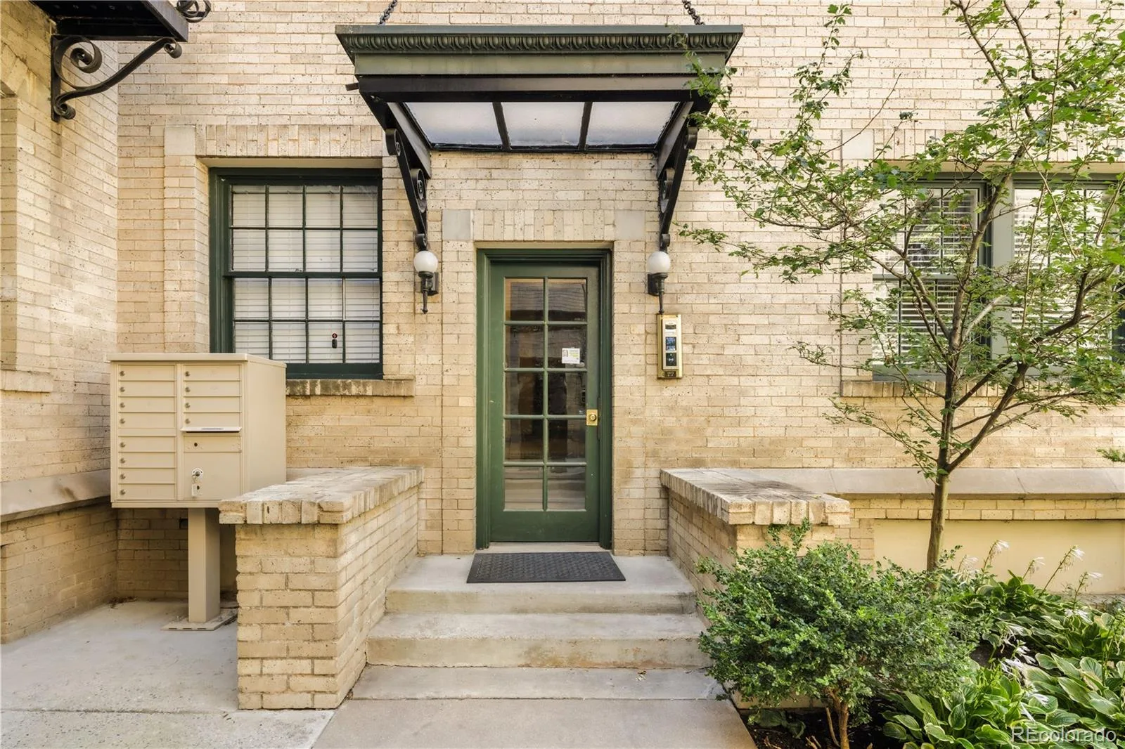960 N Sherman Street #2E Denver CO 80203 MLS #REC4795692 07232026211139 1600 18