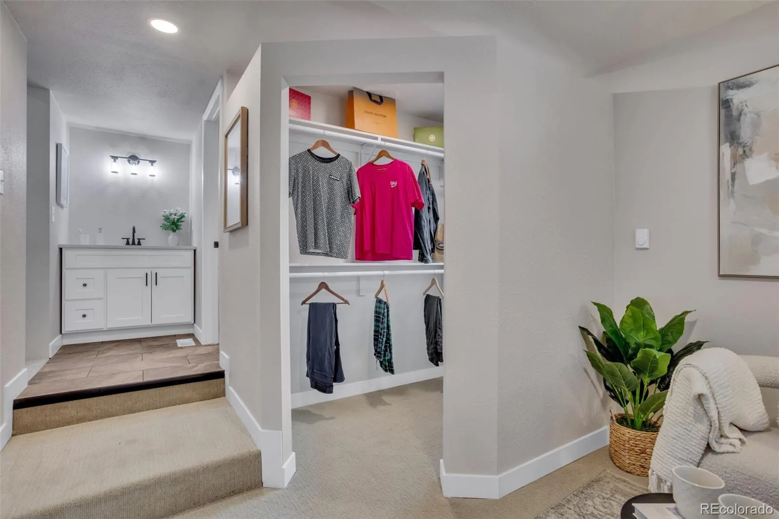 2960 Poplar Street Denver CO 80207 MLS #REC4796194 06162026232255 1600 19