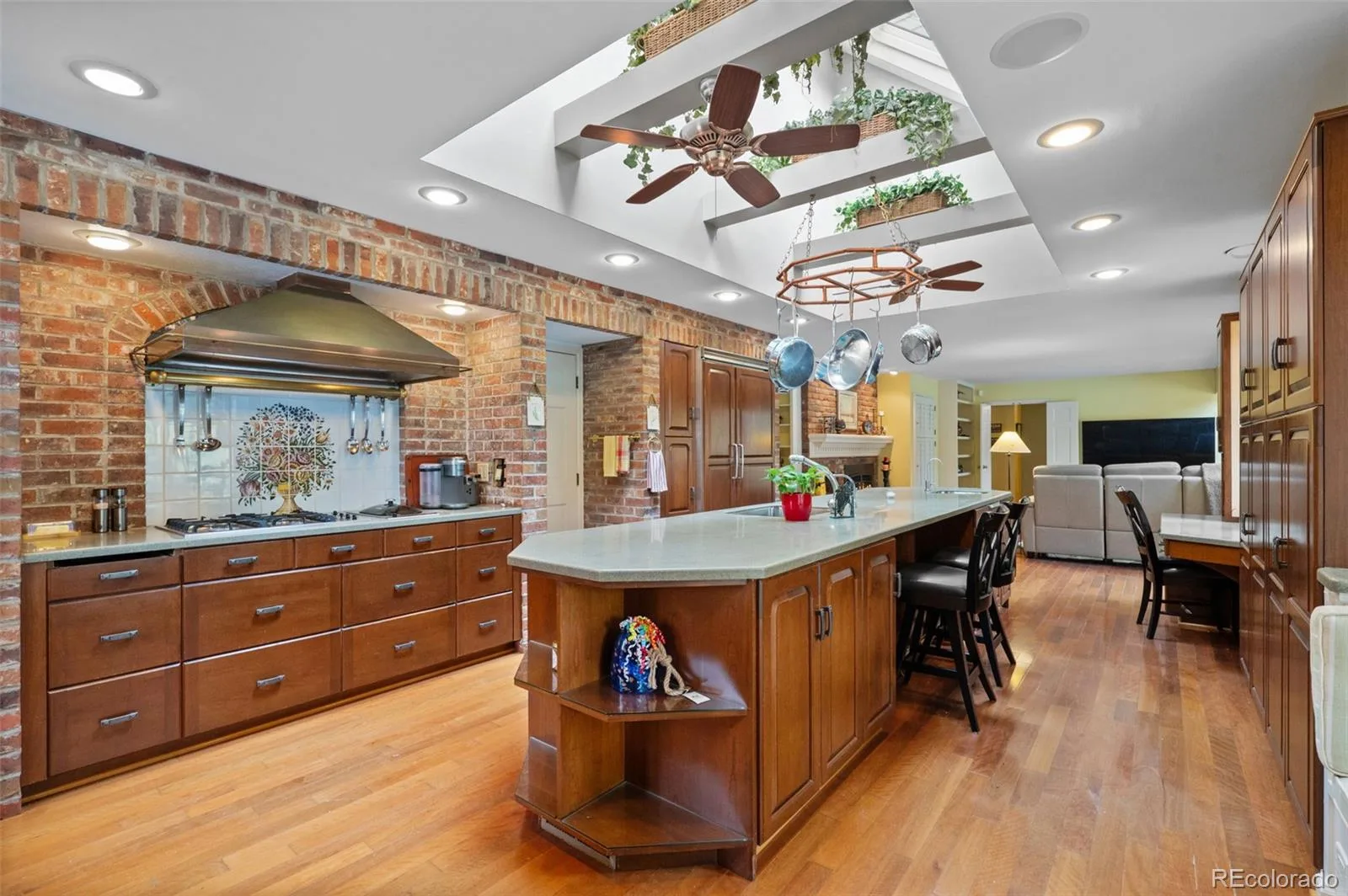 3895 S Poplar Street Denver CO 80237 | MLS #REC4796550 10142026183521 1600 15