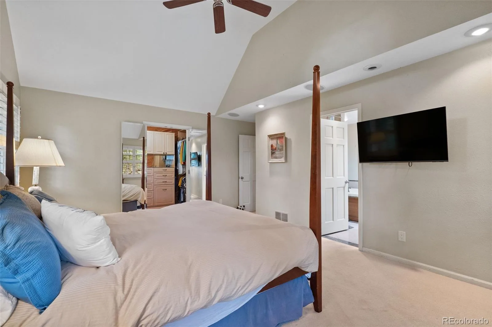 3895 S Poplar Street Denver CO 80237 | MLS #REC4796550 10142026183521 1600 24
