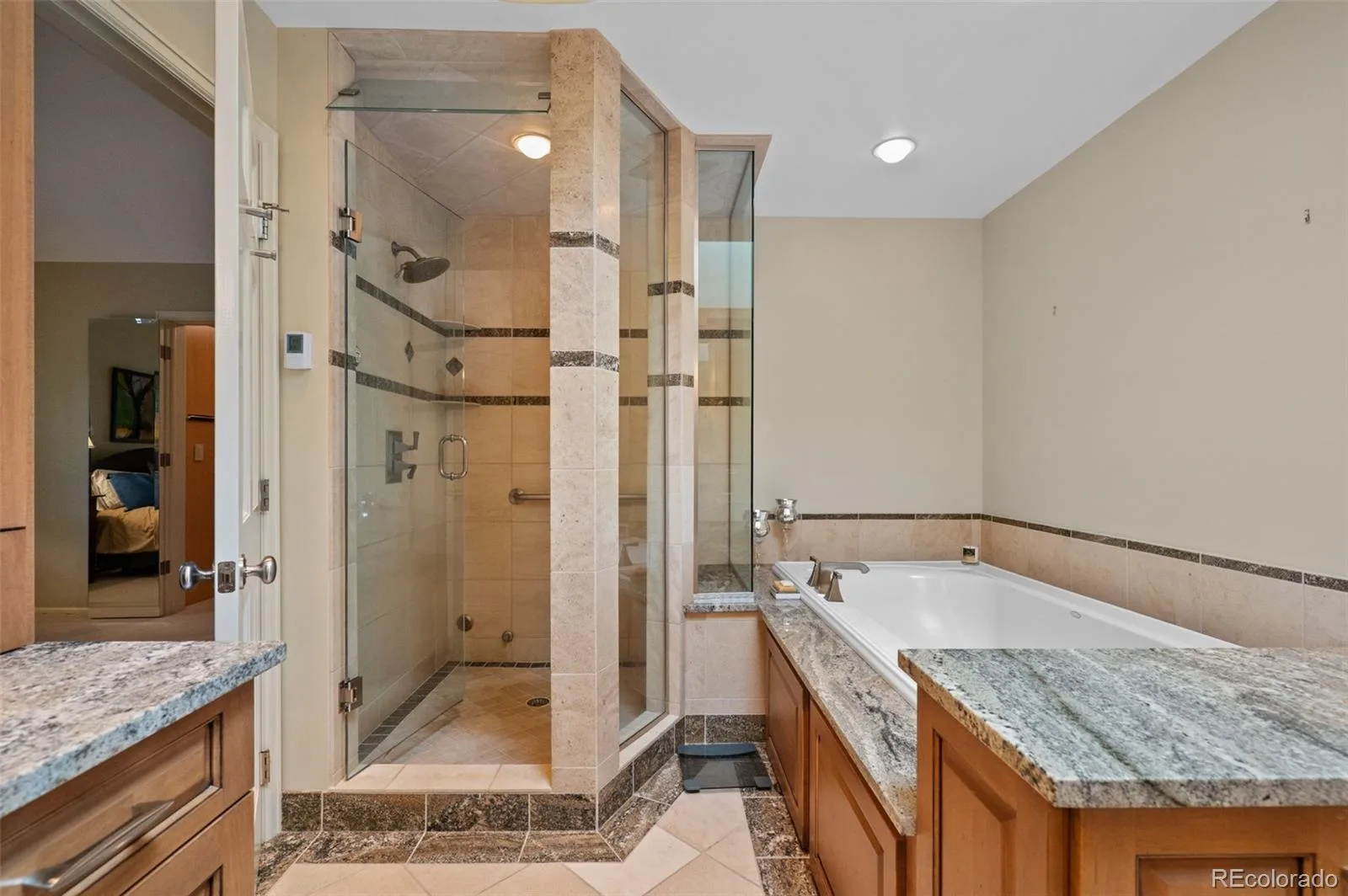 3895 S Poplar Street Denver CO 80237 | MLS #REC4796550 10142026183521 1600 26