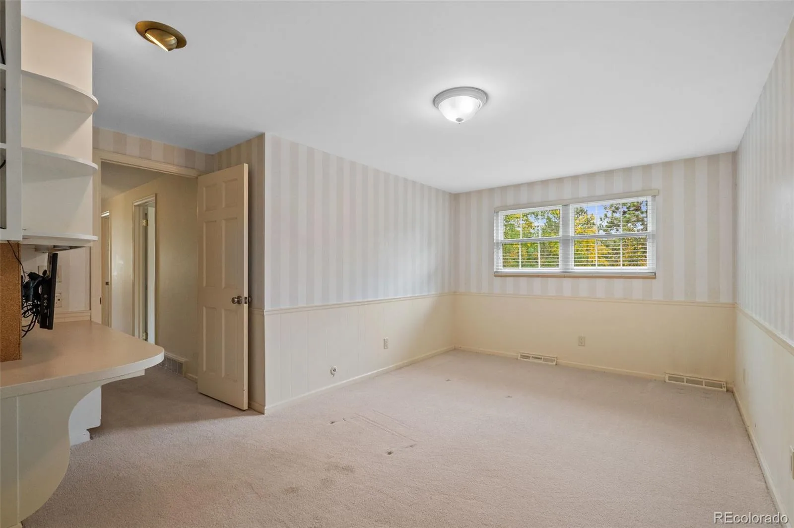 3895 S Poplar Street Denver CO 80237 | MLS #REC4796550 10142026183521 1600 29