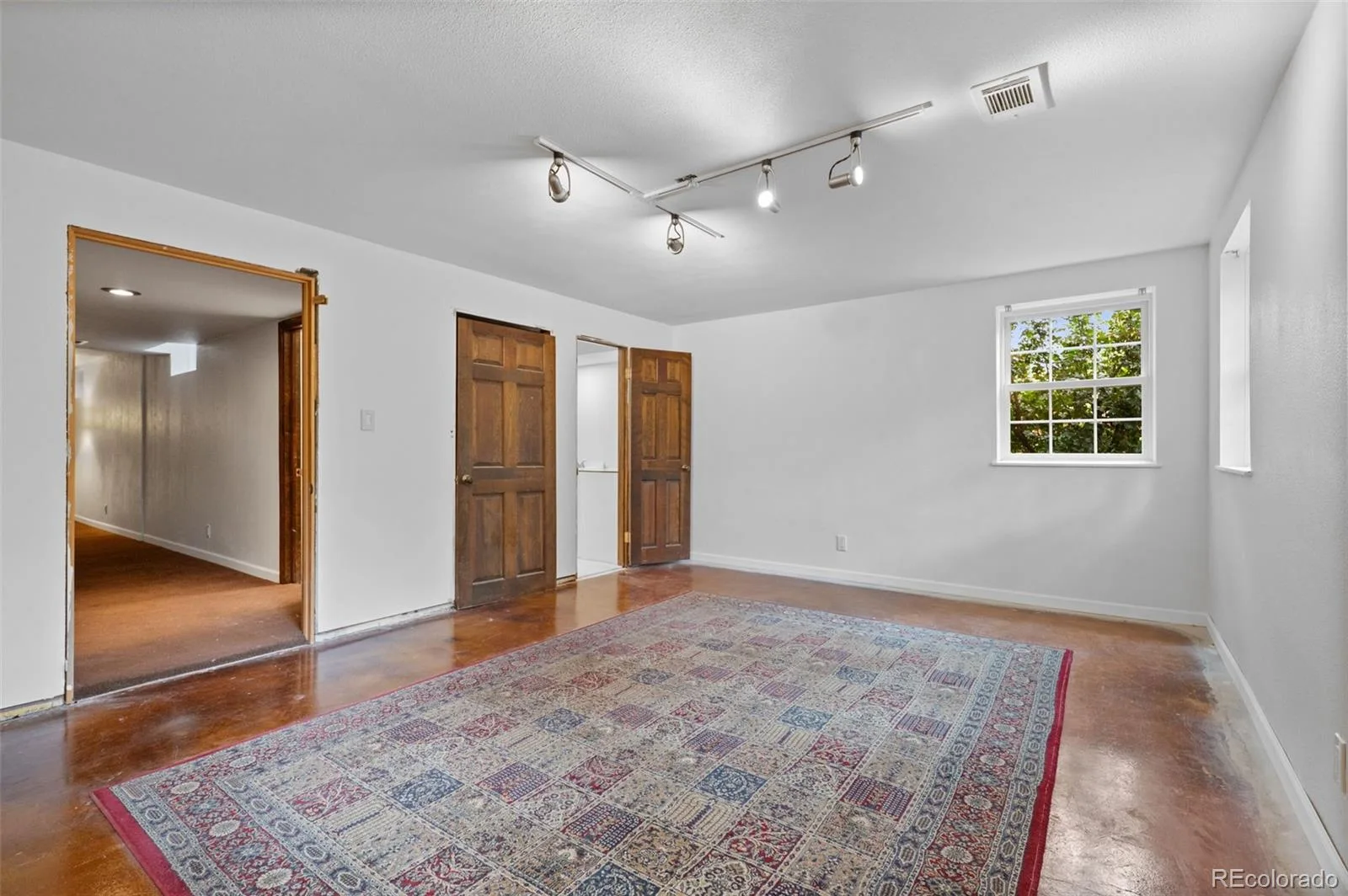 3895 S Poplar Street Denver CO 80237 | MLS #REC4796550 10142026183521 1600 38