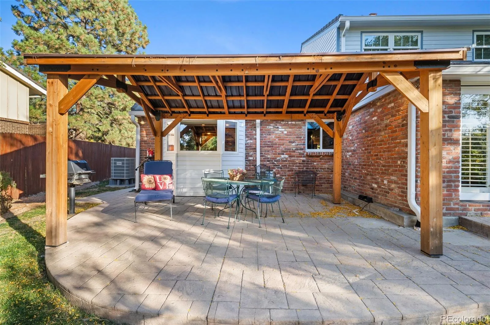3895 S Poplar Street Denver CO 80237 | MLS #REC4796550 10142026183521 1600 41