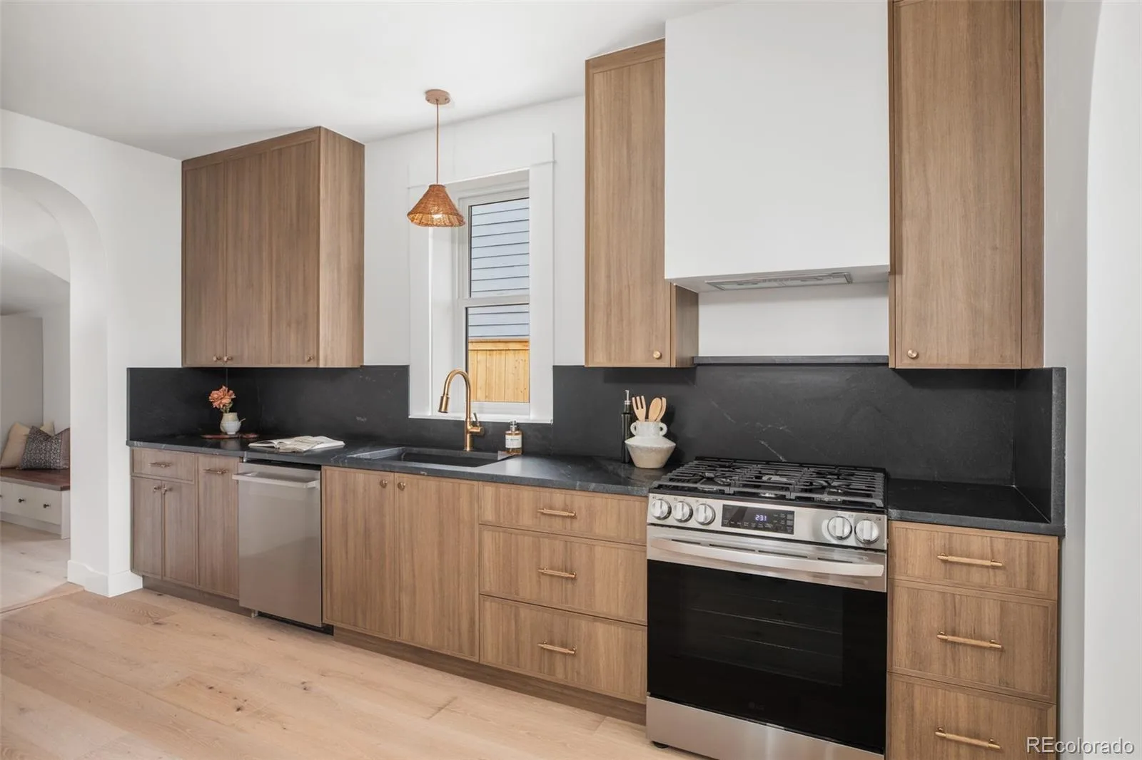 3326 Williams Denver CO 80205 | MLS #REC4802332 09242026095531 1600 12