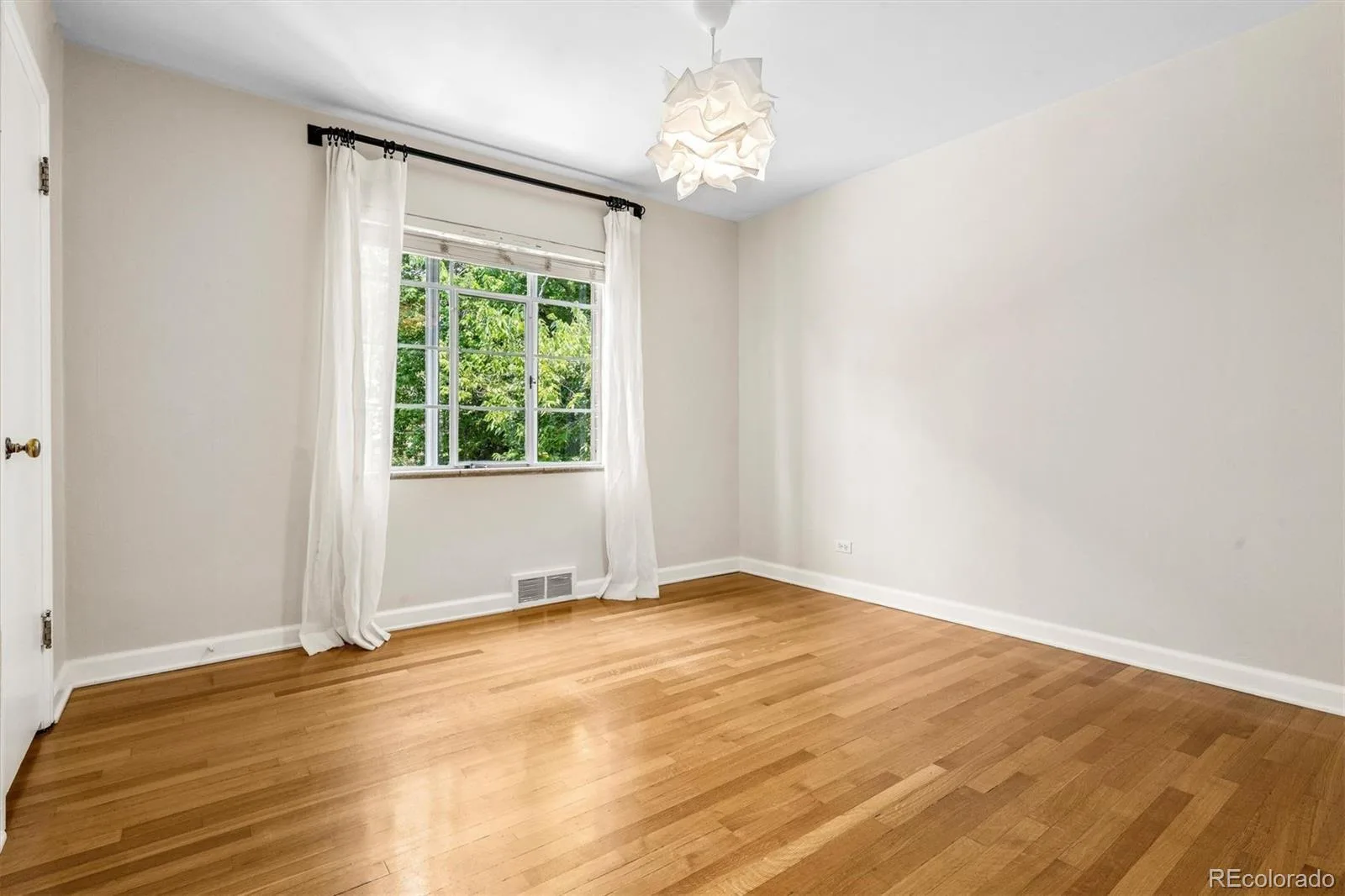 115 N Marion Street Denver CO 80218 MLS #REC4802914 07032026152346 1600 27