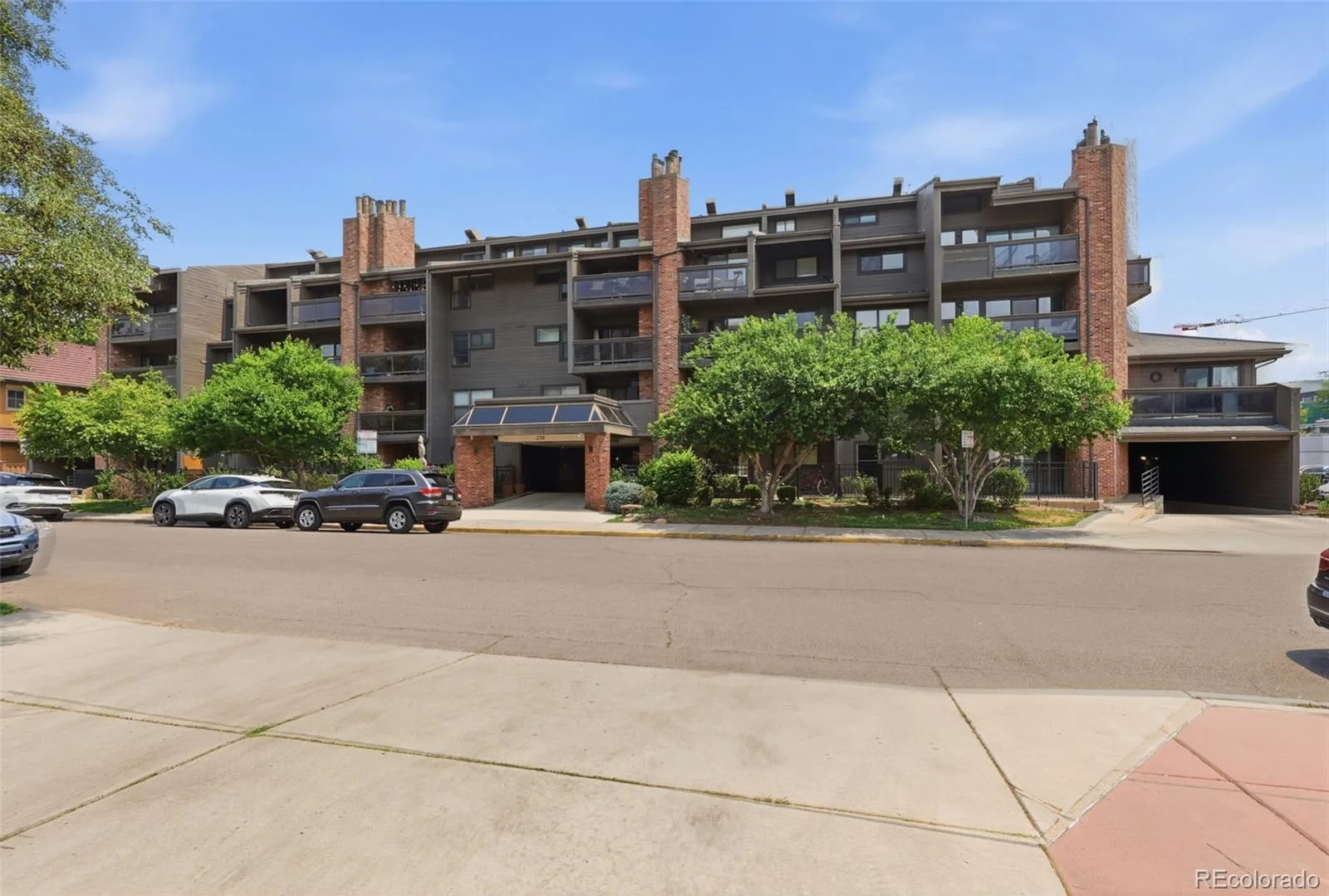 350 Detroit Street #103 Denver CO 80206 MLS #REC4803769 07092026211913 1600 37
