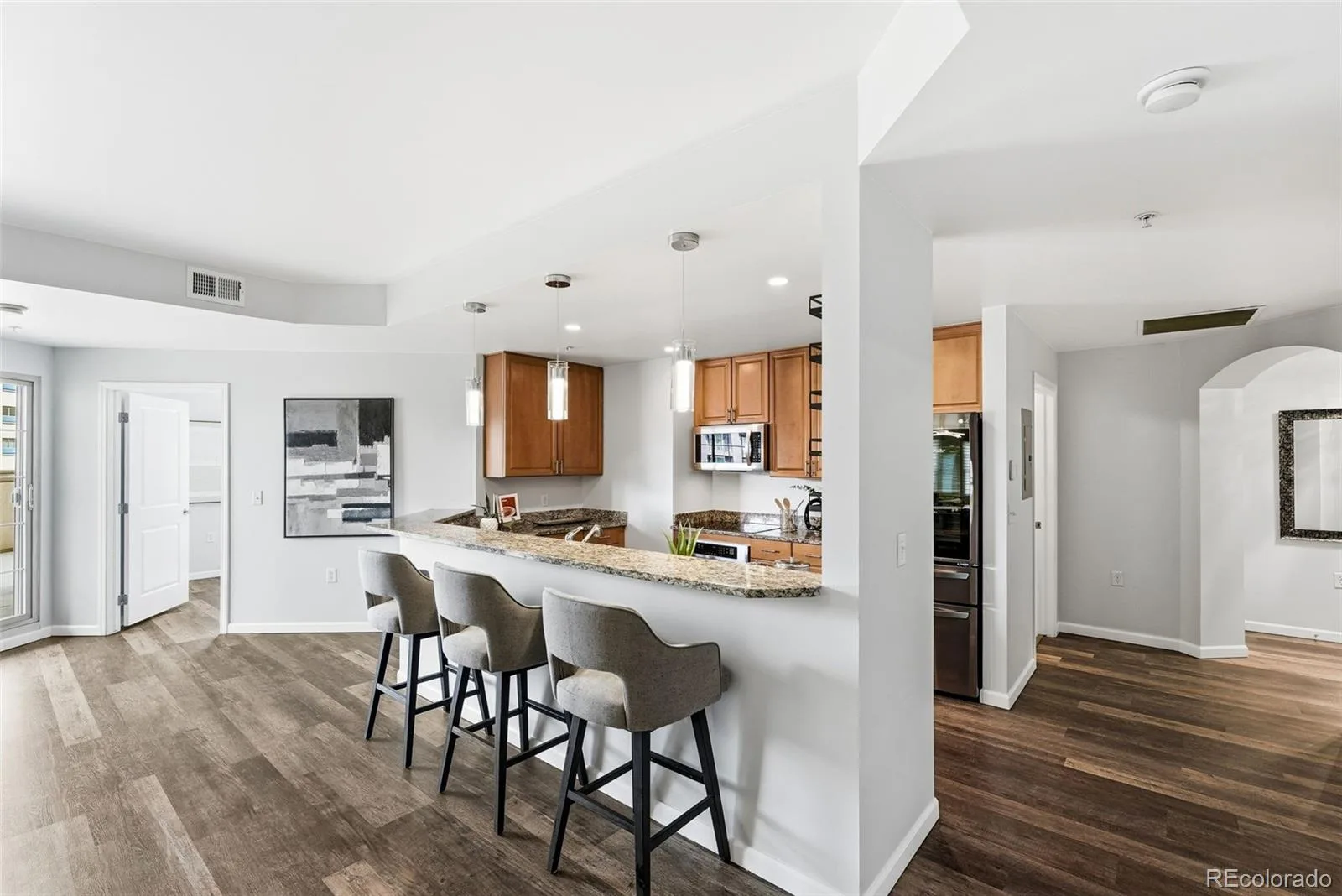 925 N Lincoln Street #5B Denver CO 80203 | MLS #REC4804167 08062026025506 1600 12
