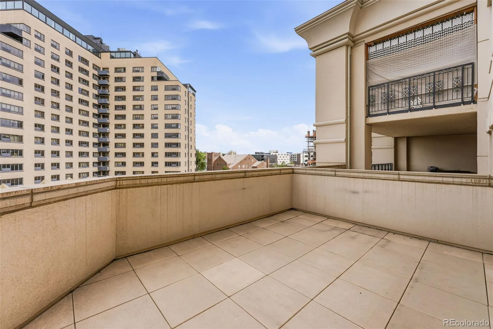 925 N Lincoln Street #5B Denver CO 80203 | MLS #REC4804167 08062026025506 1600 23
