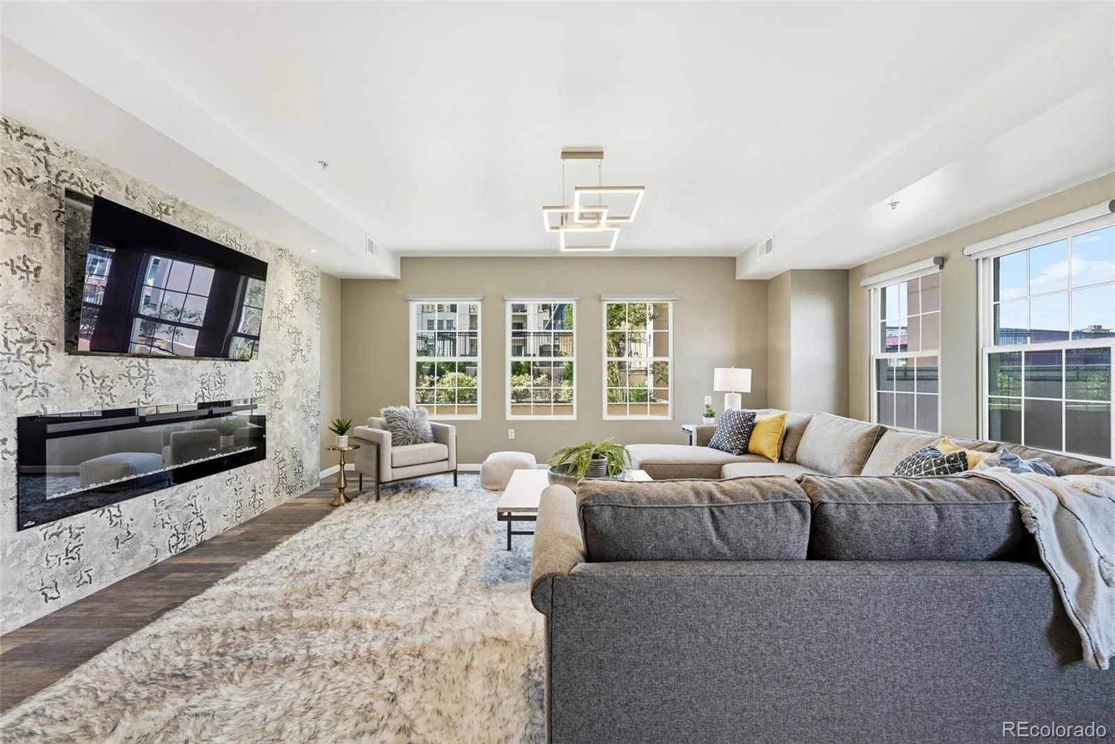 925 N Lincoln Street #5B Denver CO 80203 | MLS #REC4804167 08062026025506 1600 3