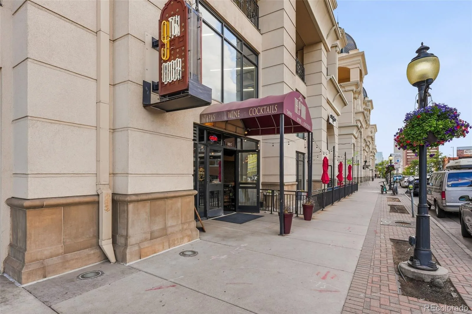 925 N Lincoln Street #5B Denver CO 80203 | MLS #REC4804167 08062026025506 1600 45