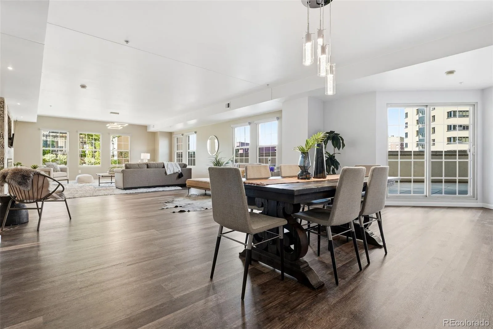 925 N Lincoln Street #5B Denver CO 80203 | MLS #REC4804167 08062026025506 1600 8