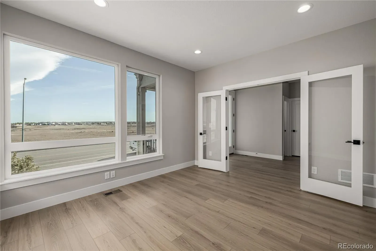 759 Mountain Drive Longmont CO 80503 MLS #REC4804210 03272026200015 1600 36