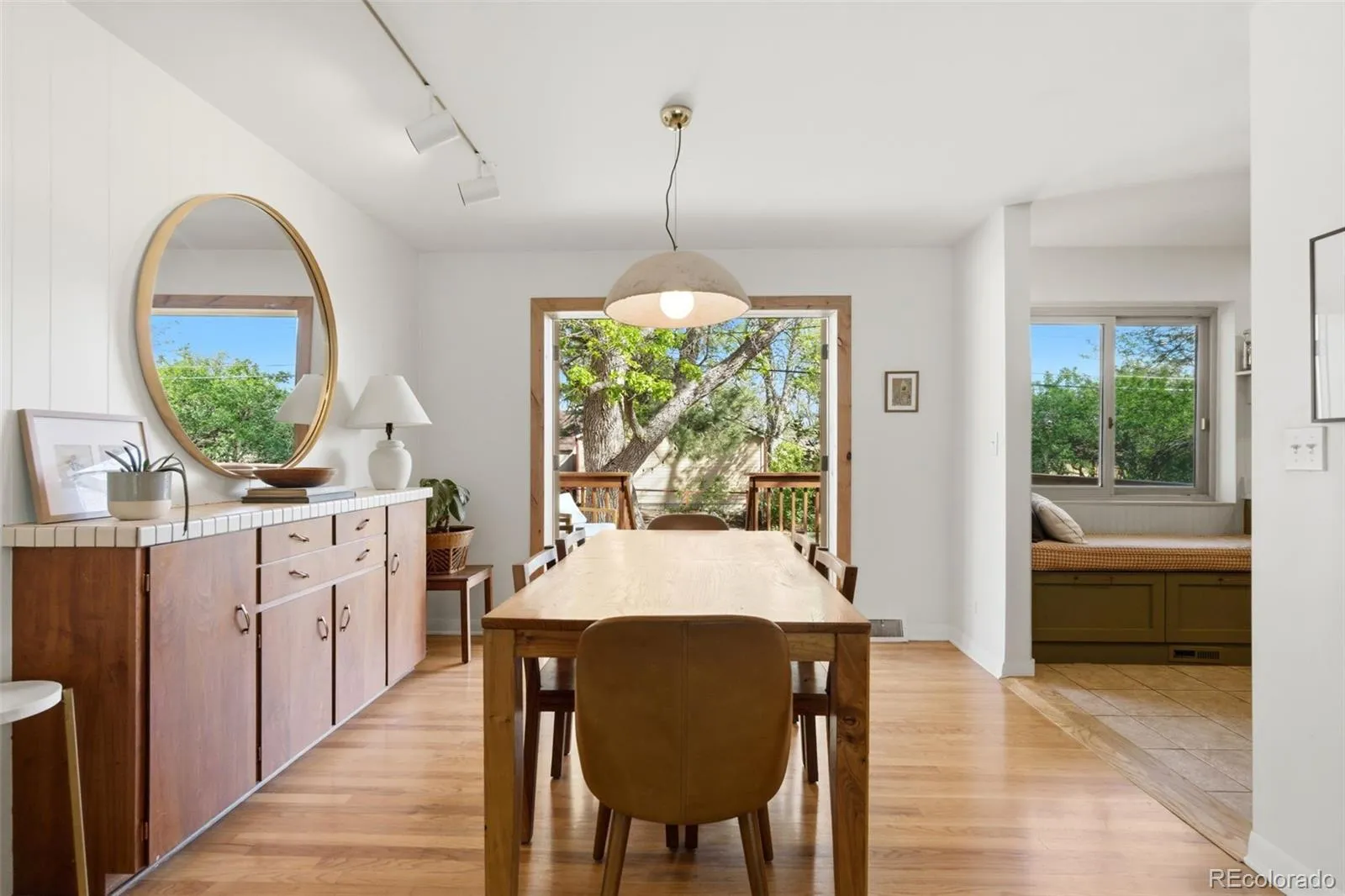 04172026205851 1600 10